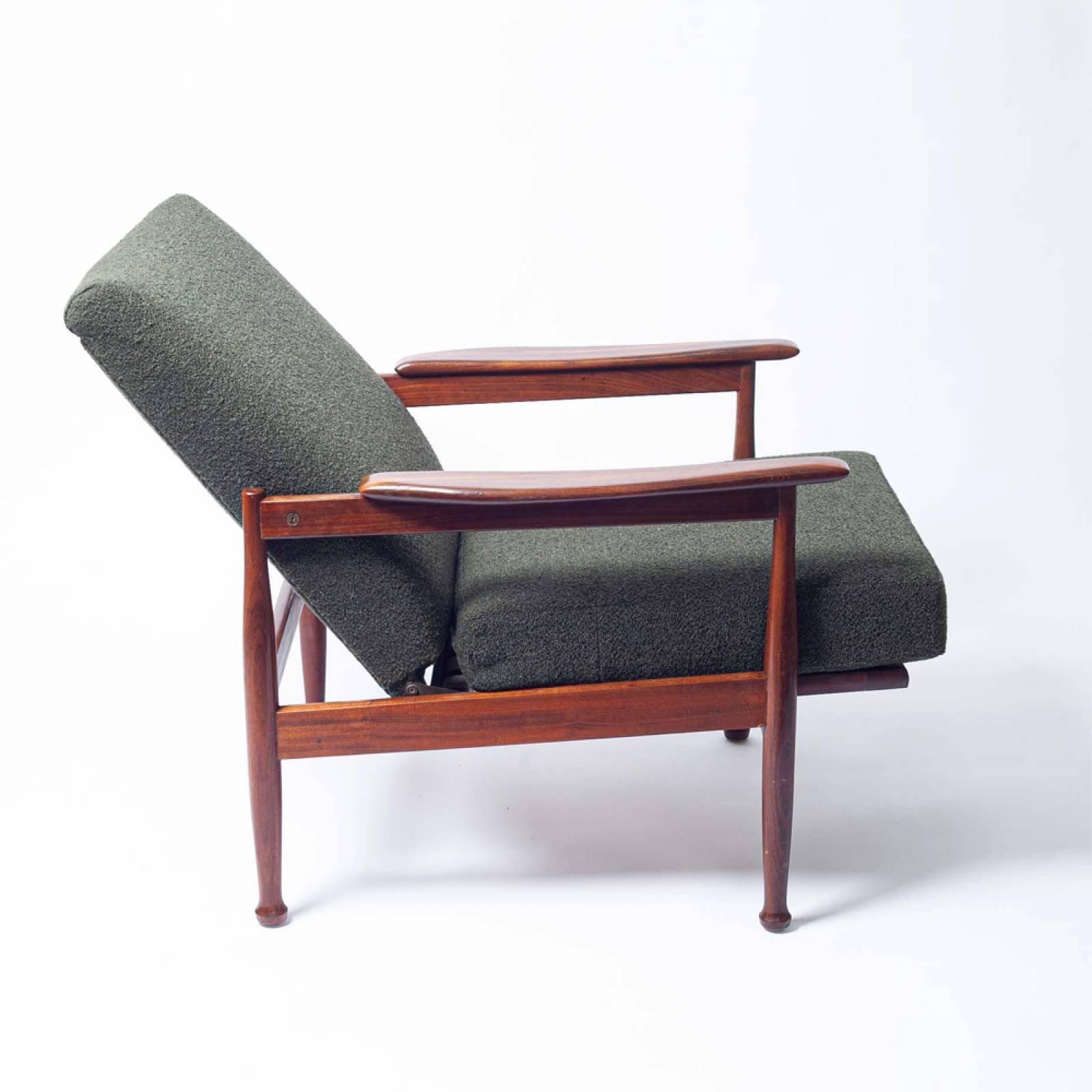 1960s Manhattan Recliner Armchair By Guy Rogers thumbnails
