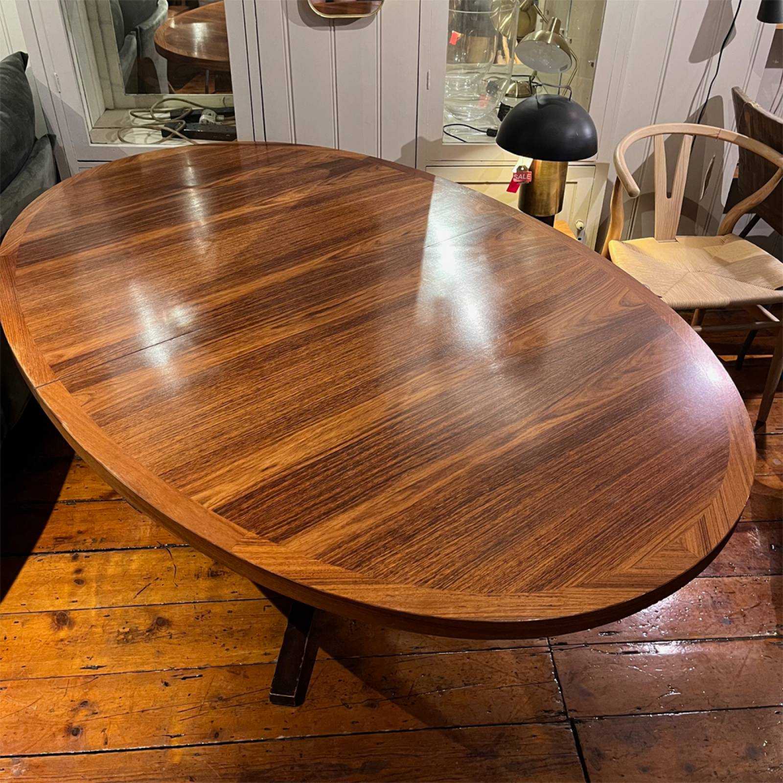 1970s Oval Rosewood Extending Dining Table thumbnails