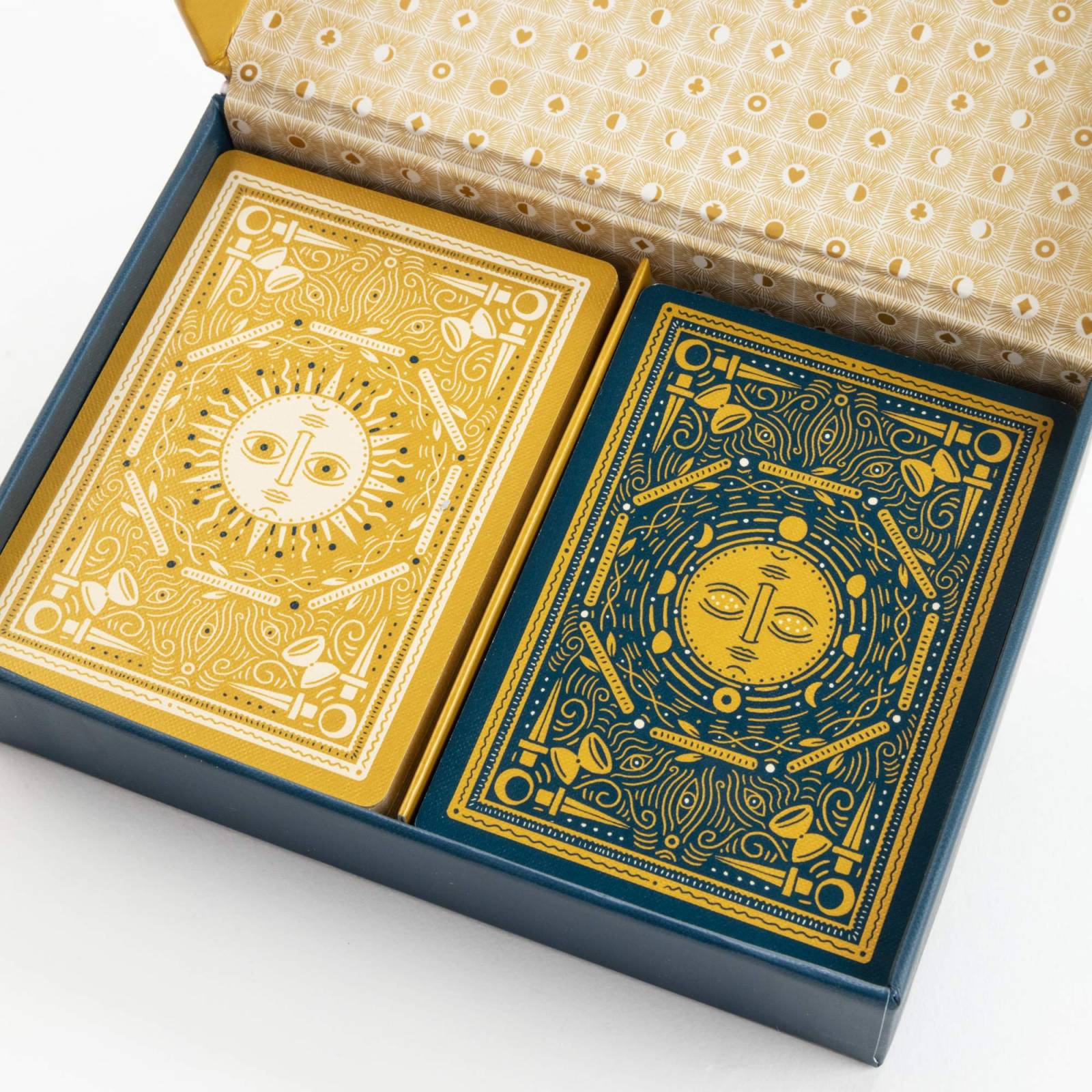 Boxed Set Of Illuminated Playing Cards thumbnails