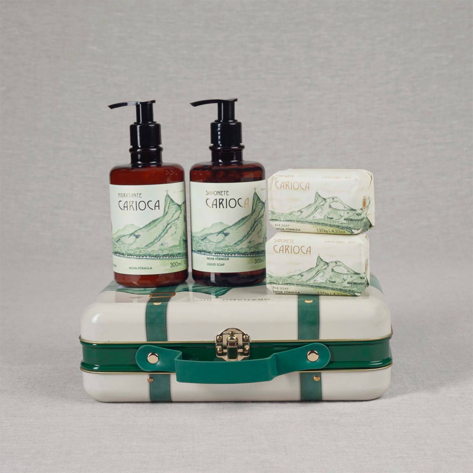 Carioca Suitcase Gift Set By Granado thumbnails