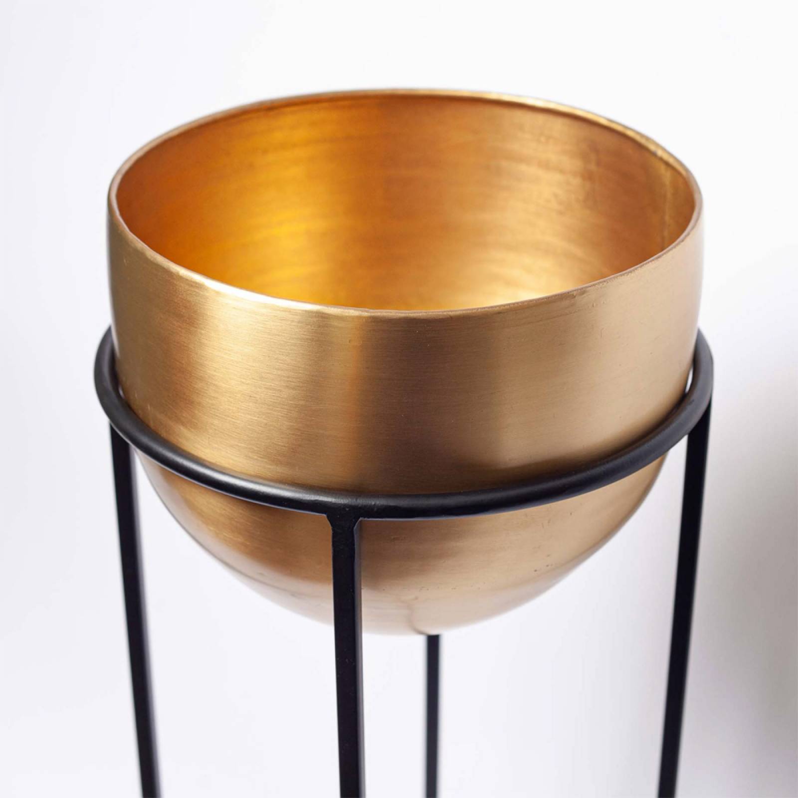 Large Atsu Brass Planter Stand H: 78cm thumbnails