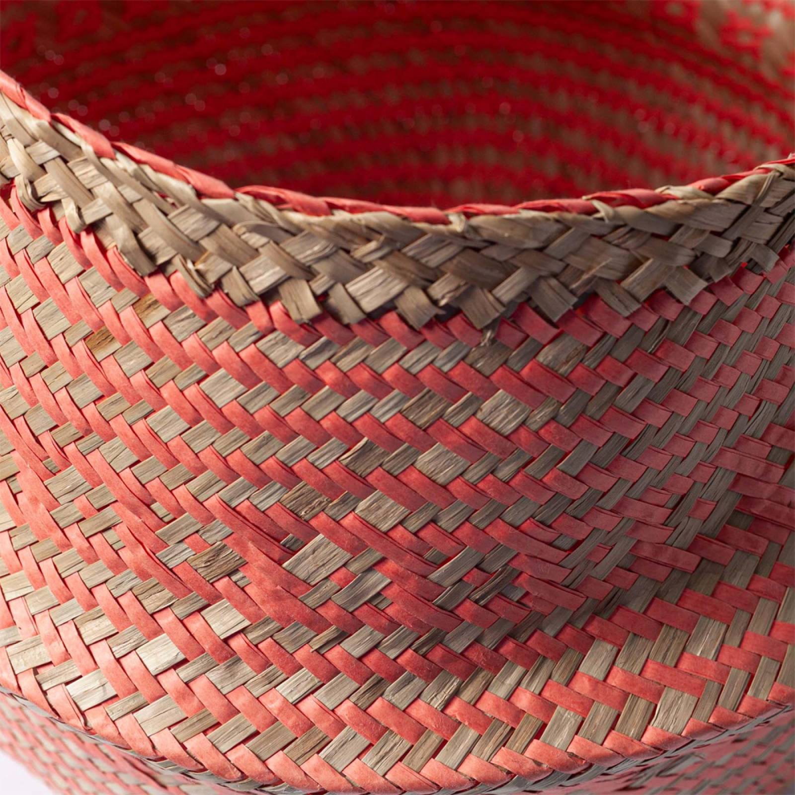 Large Round Seagrass Basket With Handles In Coral thumbnails