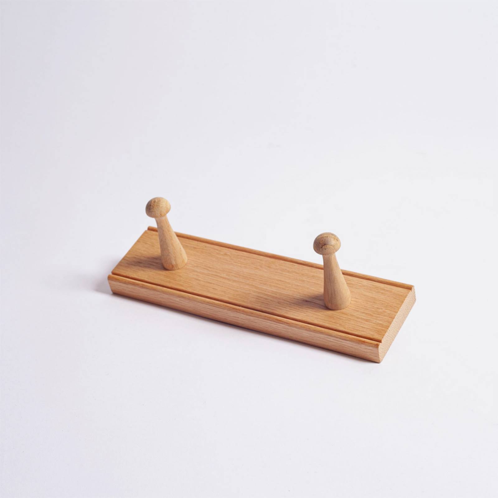 Oak 2 Peg Rail Shaker Style 25.5cm x 9cm x 7cm