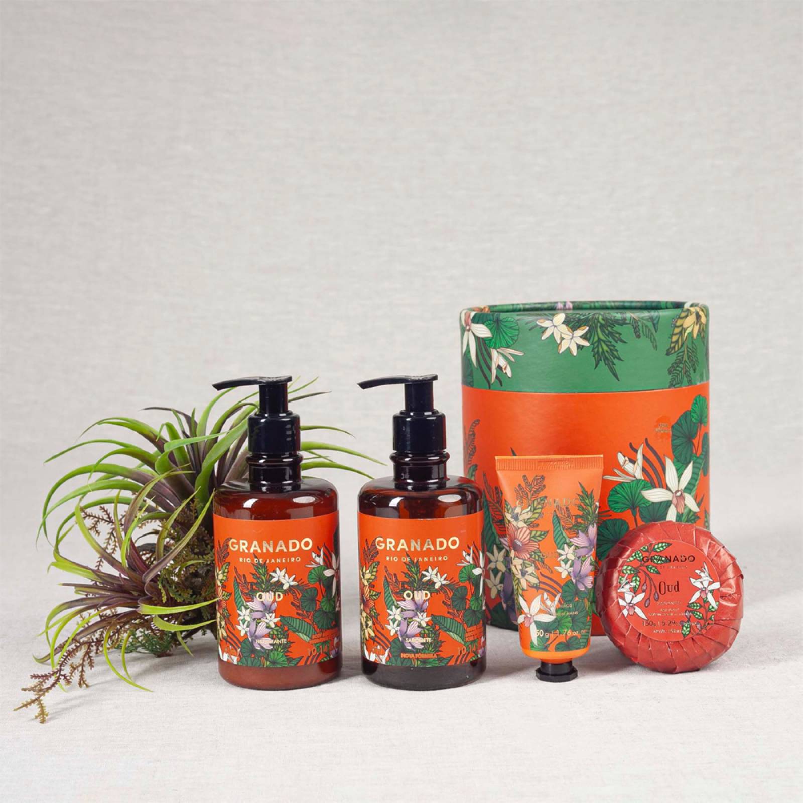 Oud Gift Box By Granado