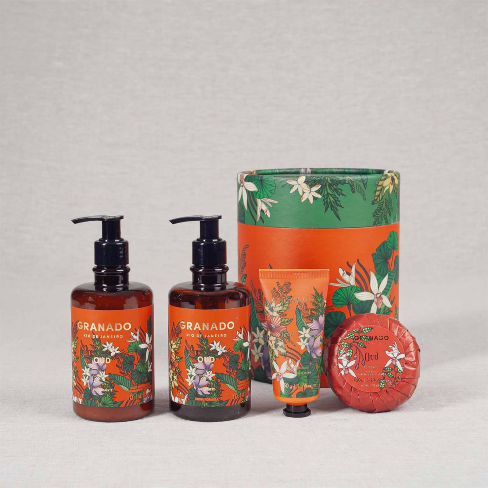 Oud Gift Box By Granado thumbnails