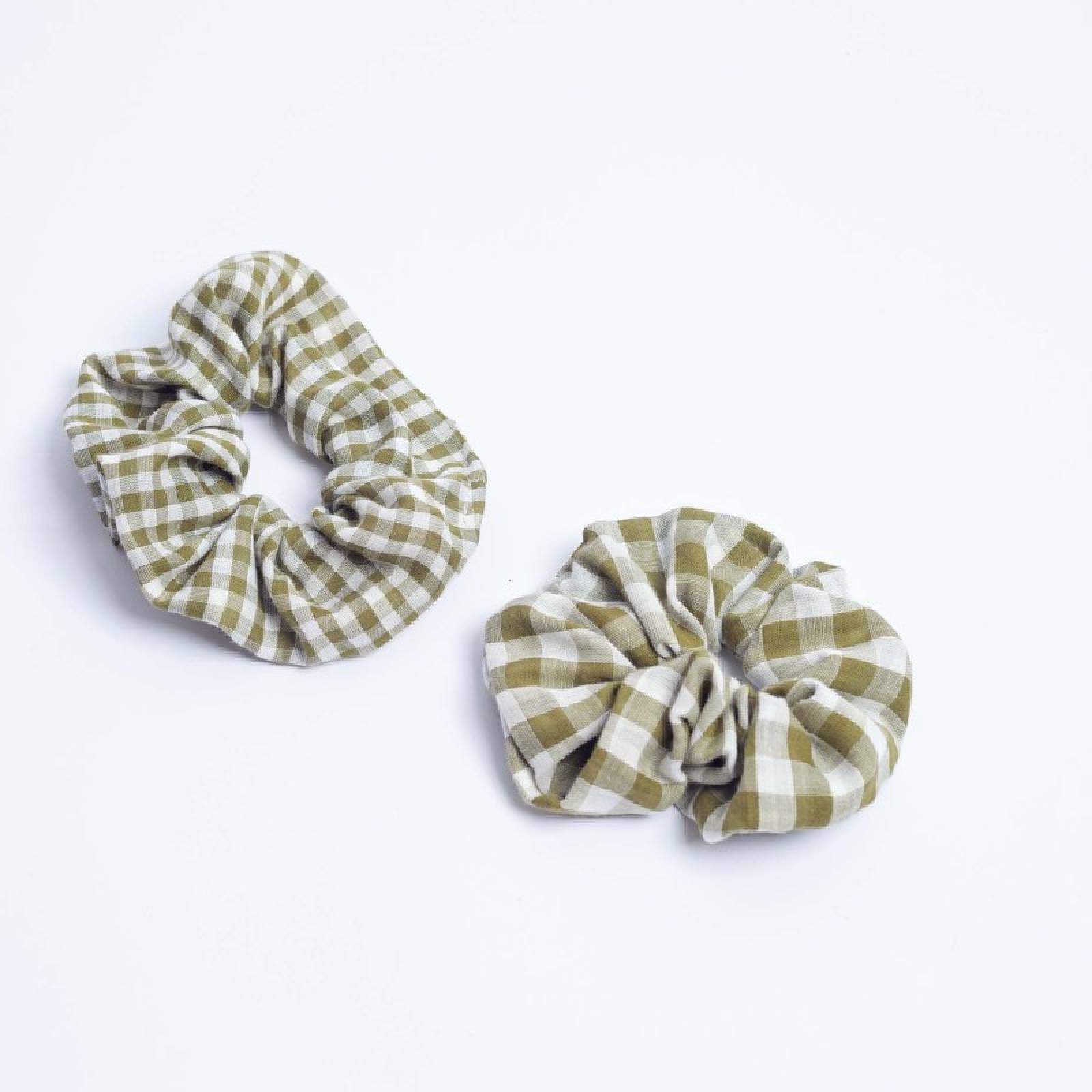 Pack Of 2 Cotton Hair Scrunchies In Matcha Gingham