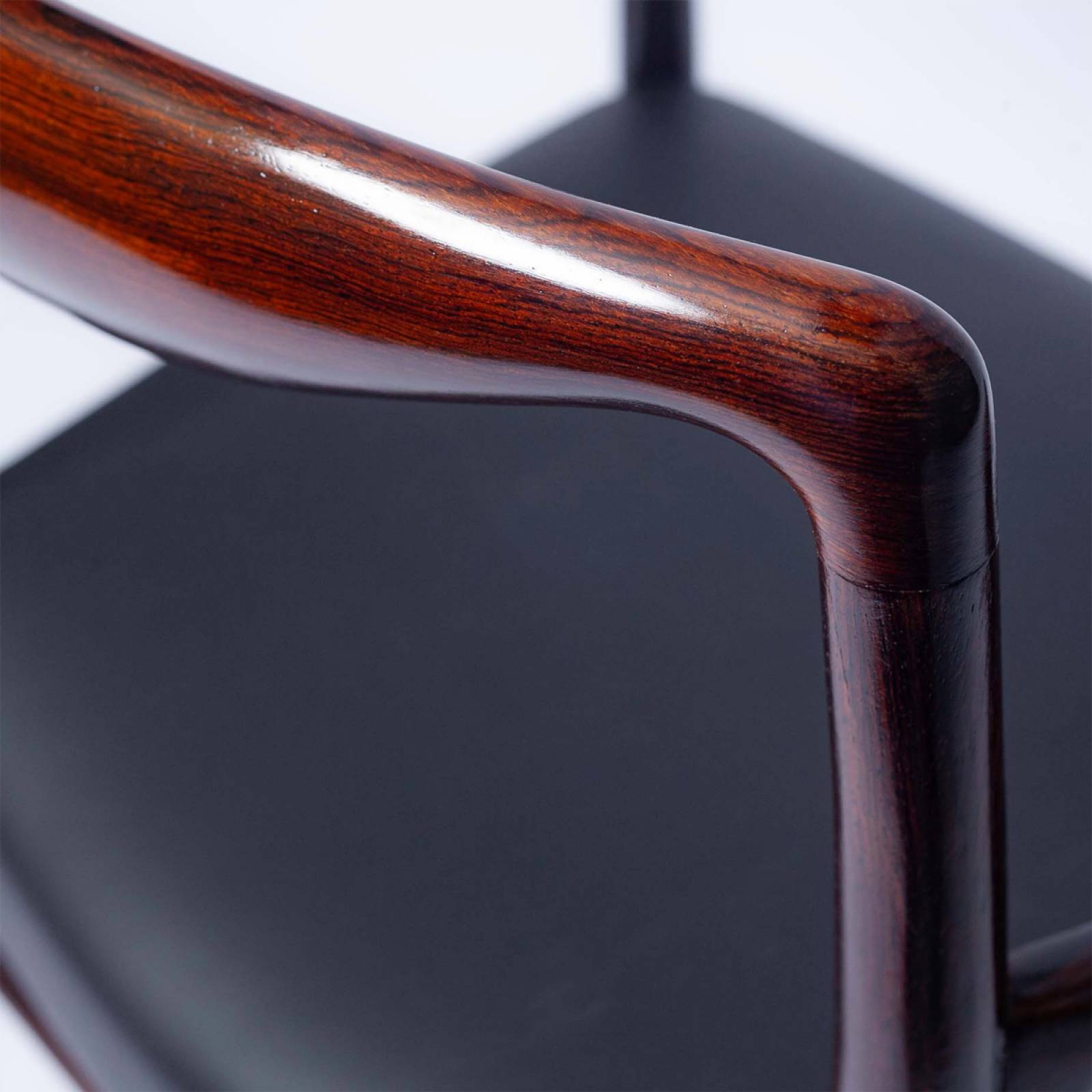 Pair Of 1960s Rosewood Chairs By Kai Lyngfeldt Larsen thumbnails