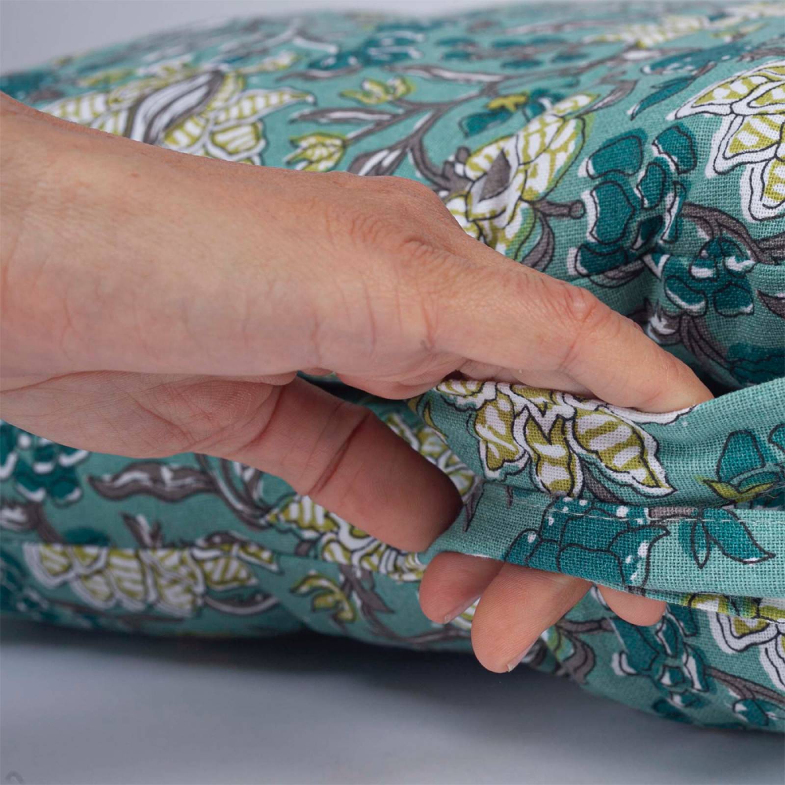Printed Single Cotton Folding Cushion In Turquoise Block Print thumbnails