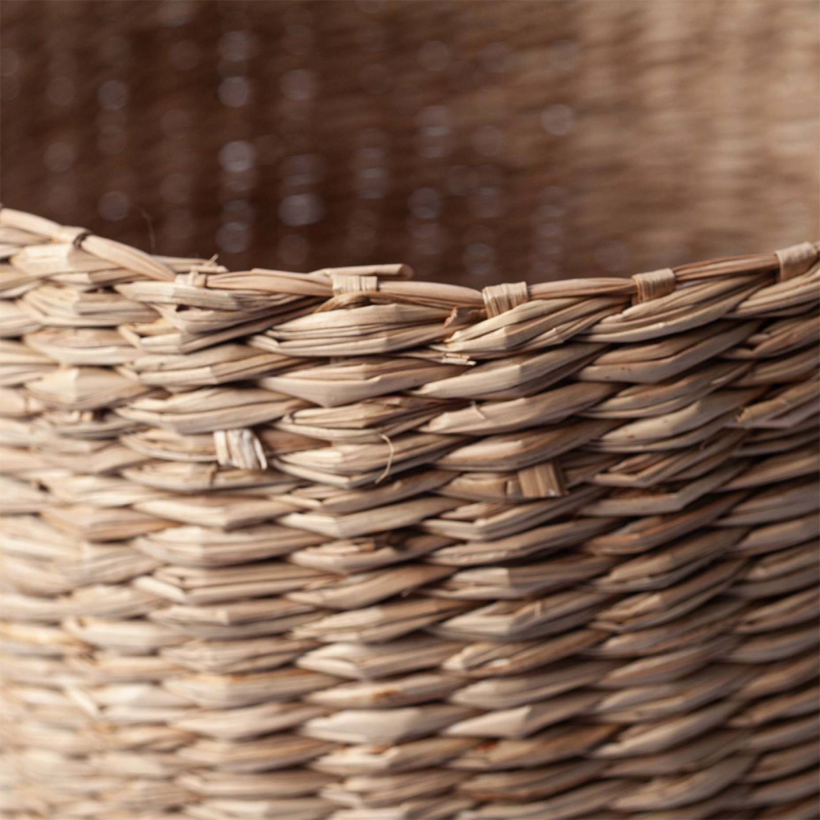 Rounded Woven Seagrass Basket With Handles H:37.5cm thumbnails