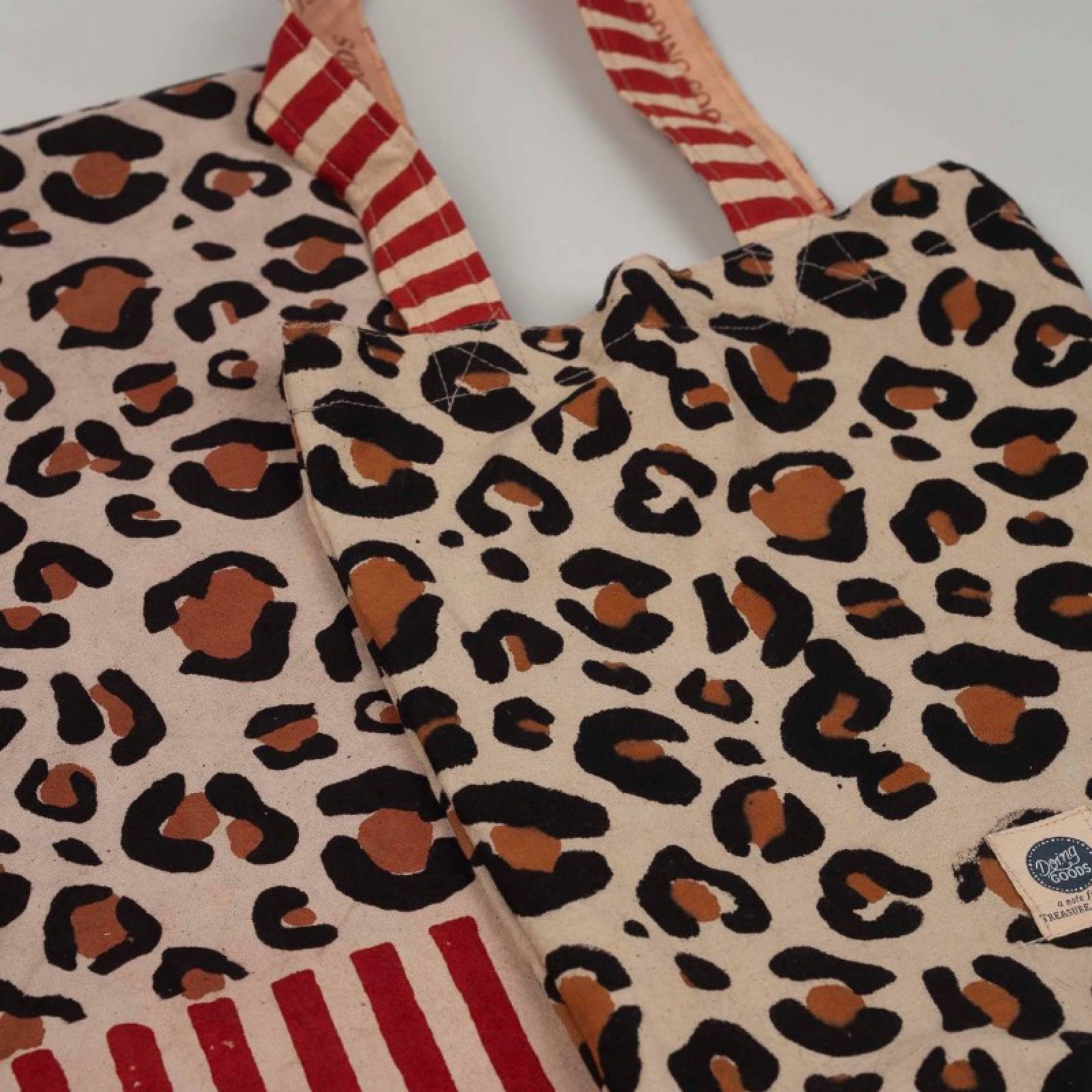 Single Sized Cotton Throw In Tote Bag - Leopard Print thumbnails