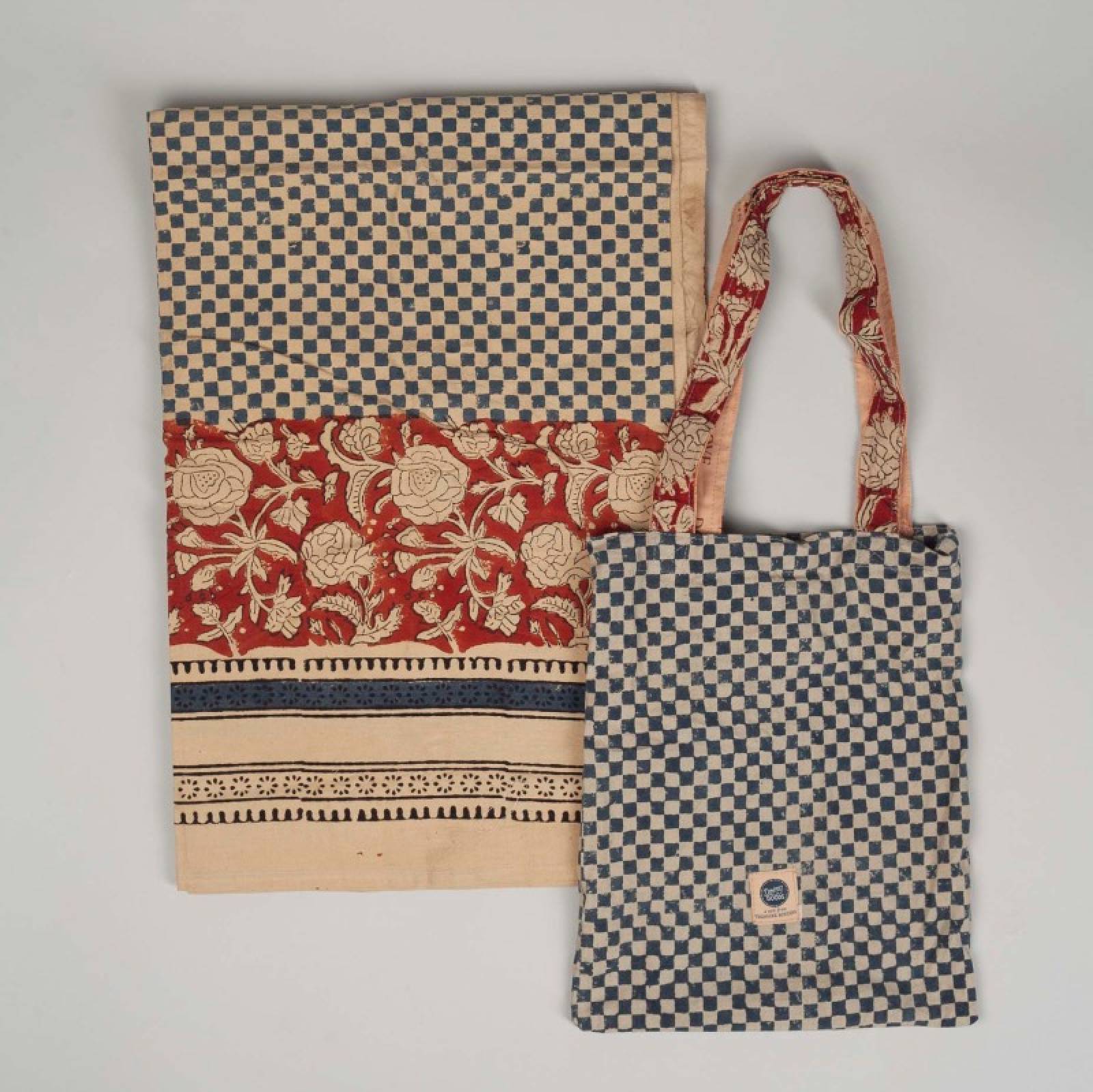 Single Sized Cotton Throw In Tote Bag - Rumi Print