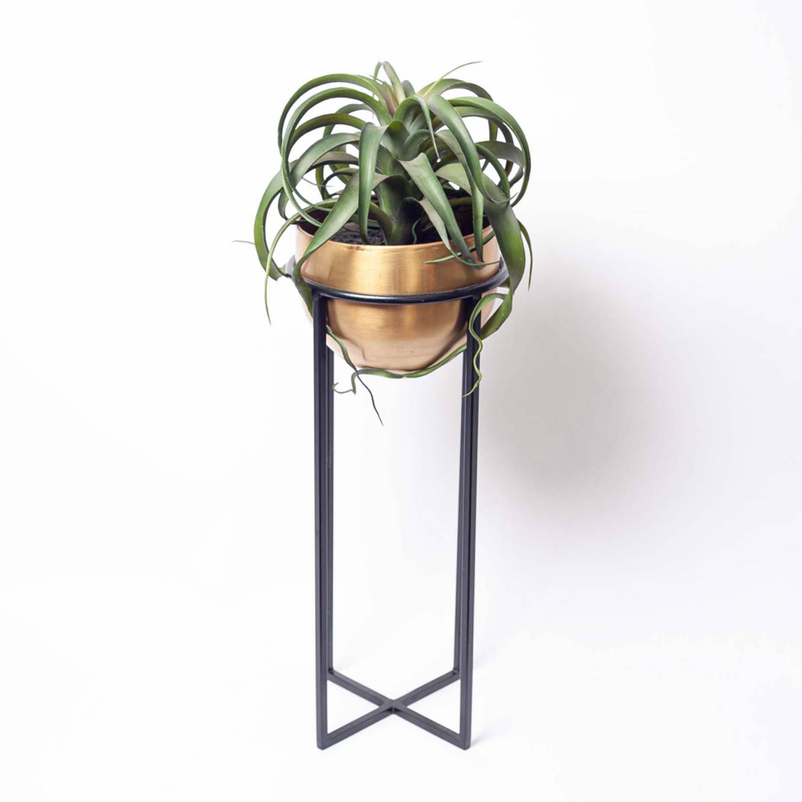 Small Atsu Brass Planter Stand H: 56cm thumbnails