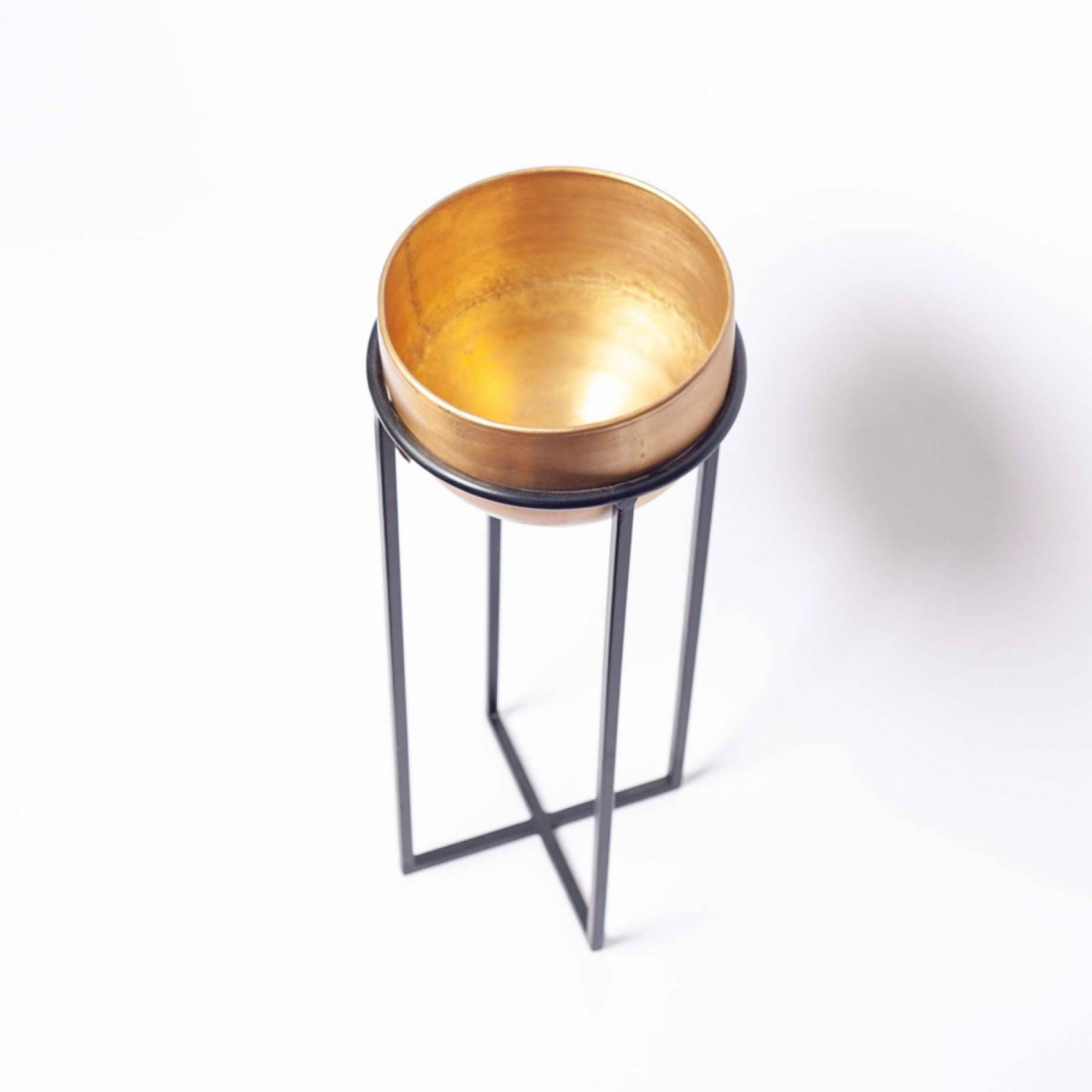 Small Atsu Brass Planter Stand H: 56cm thumbnails