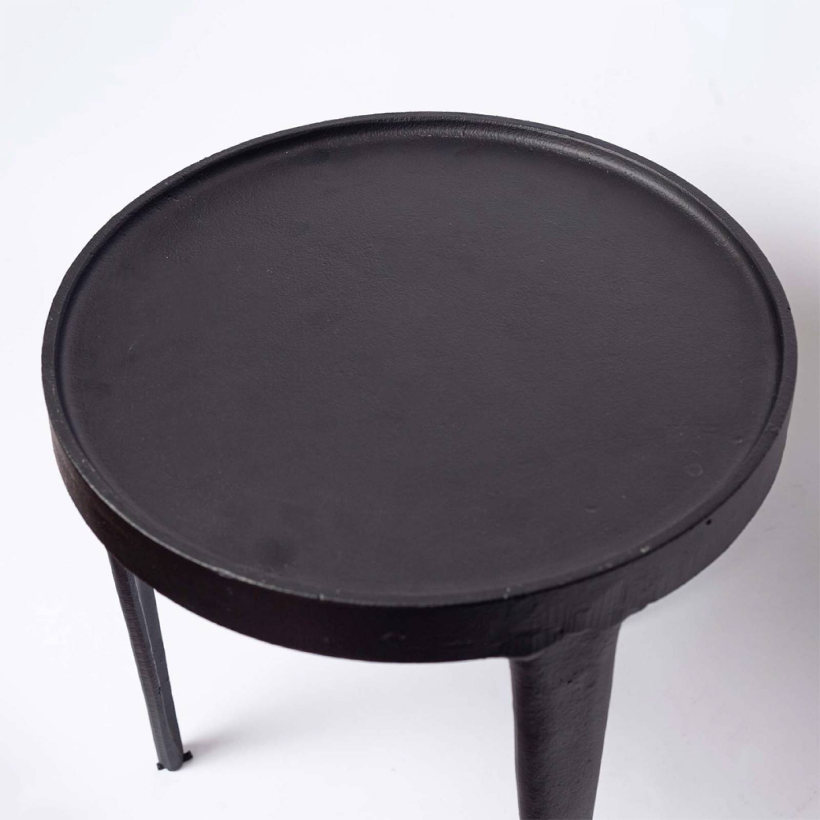 Small Simple Black Metal Side Table With Curved Lip H:37cm thumbnails