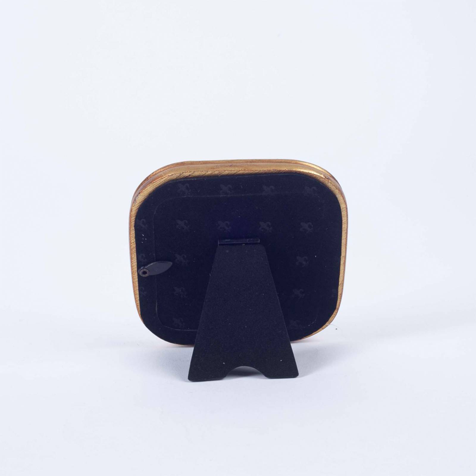 Small Square Photo Frame In Gold With Rounded Edges thumbnails