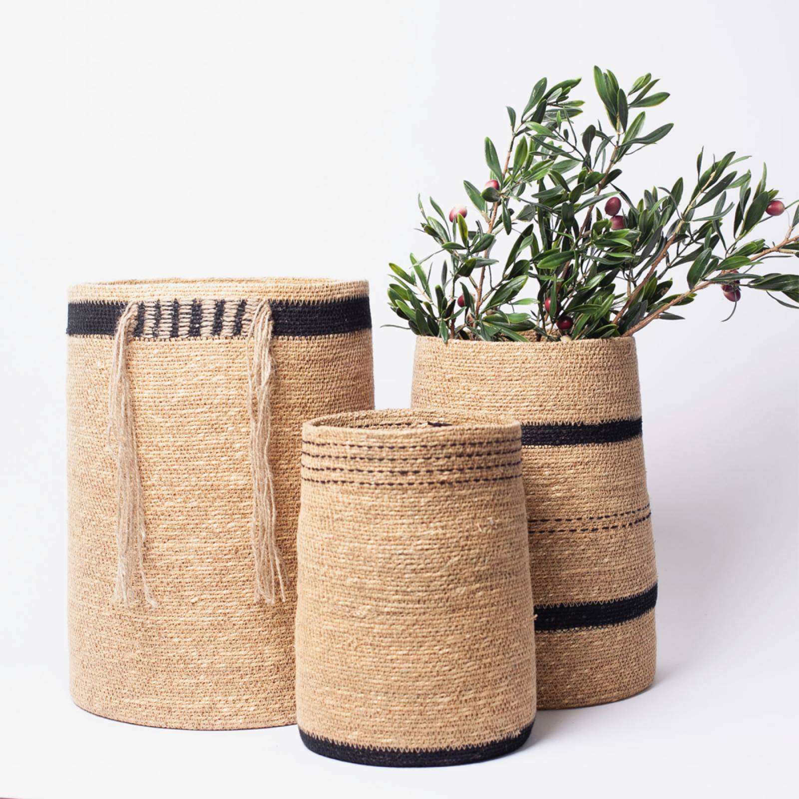 Medium Tapered Seagrass Basket With Black Stripes thumbnails