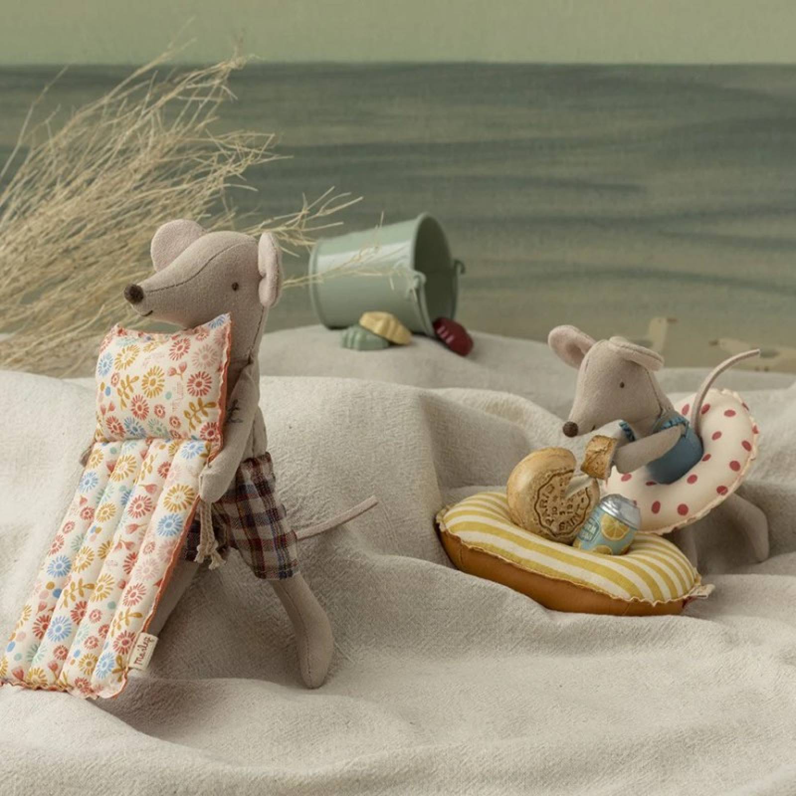 Beach Mouse Dad With Air Mattress By Maileg 3+ thumbnails