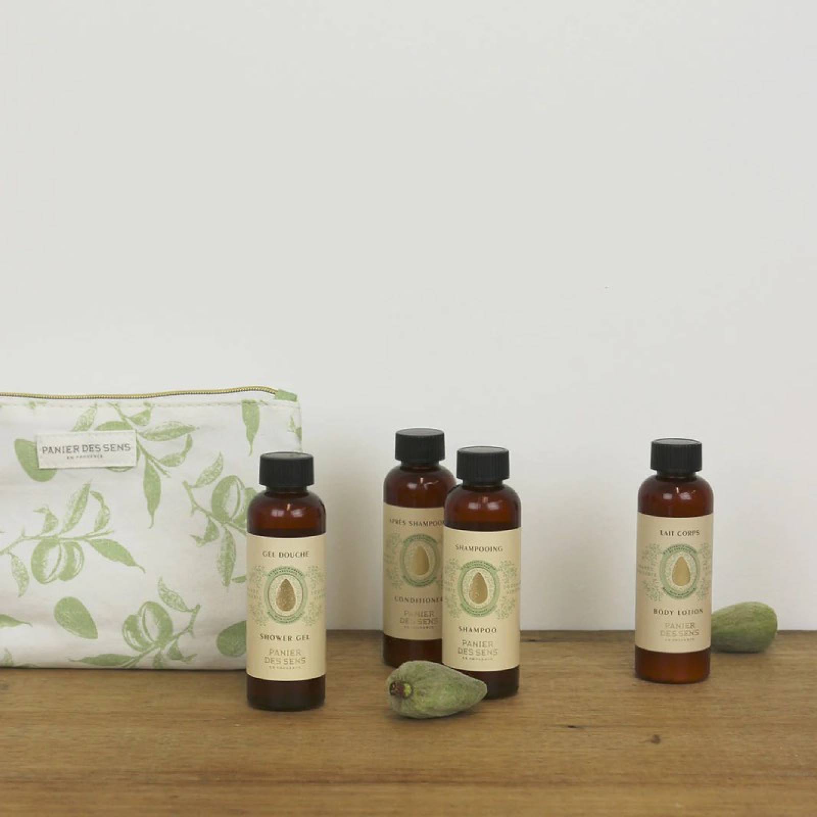 Beauty Travel Set - Soothing Almond WIth Toiletry Bag thumbnails