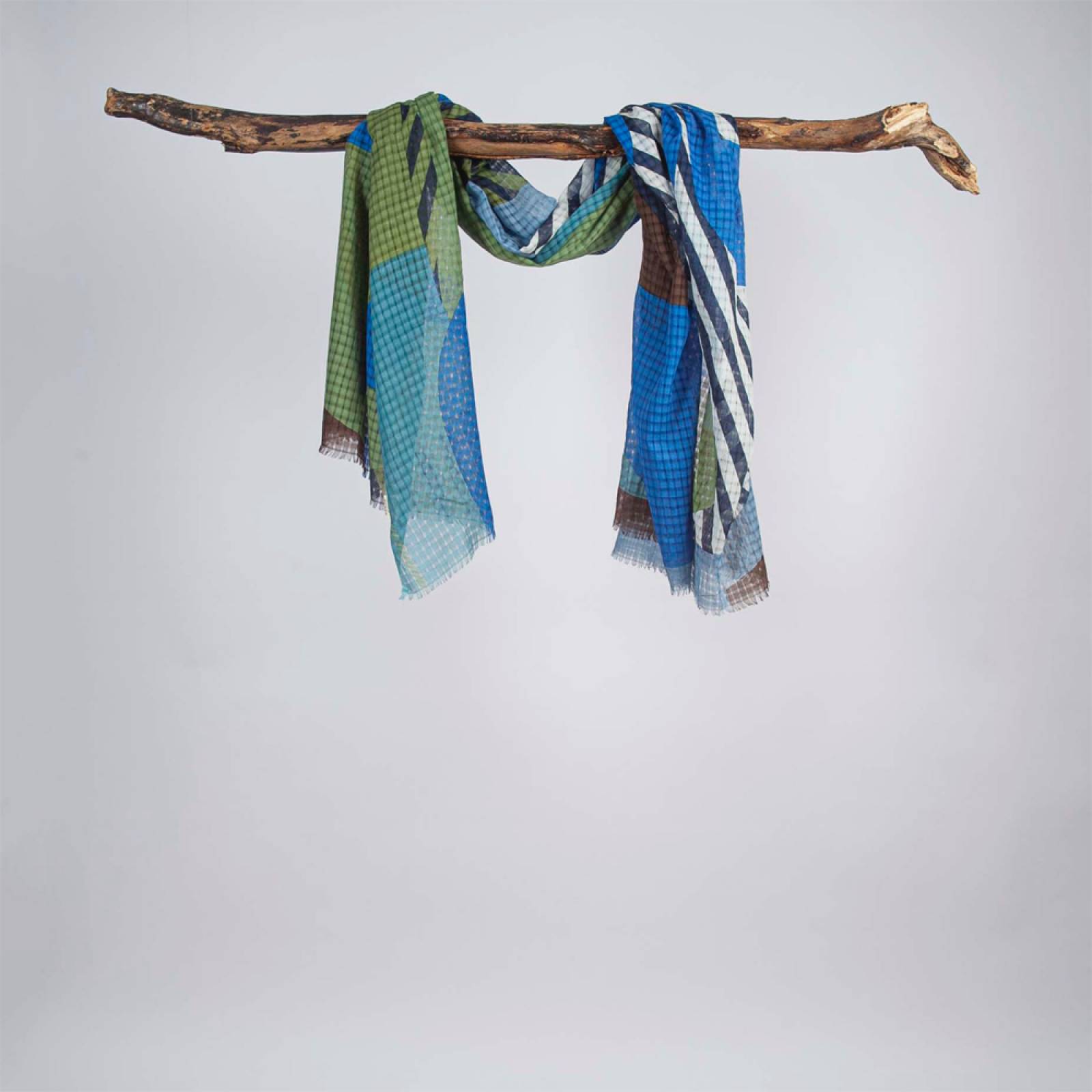 Carte Postale Blue Cotton Scarf thumbnails
