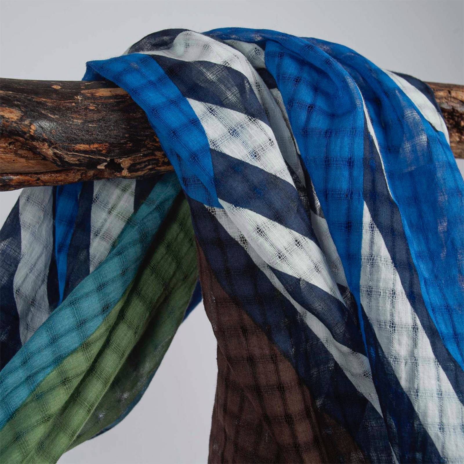 Carte Postale Blue Cotton Scarf thumbnails