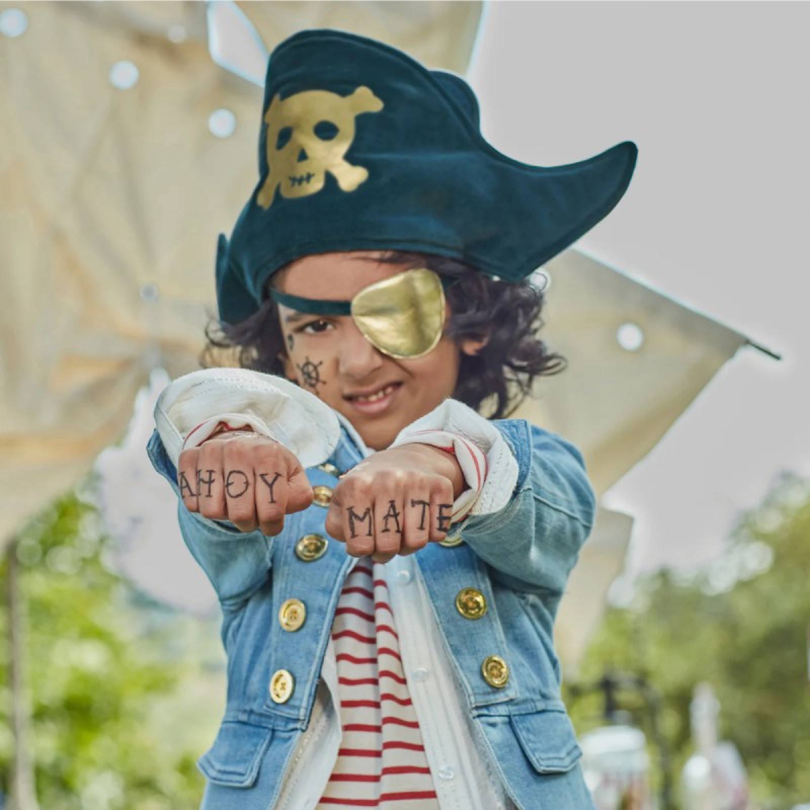 Children's Pirate Fancy Dress Costume 3-6yrs thumbnails