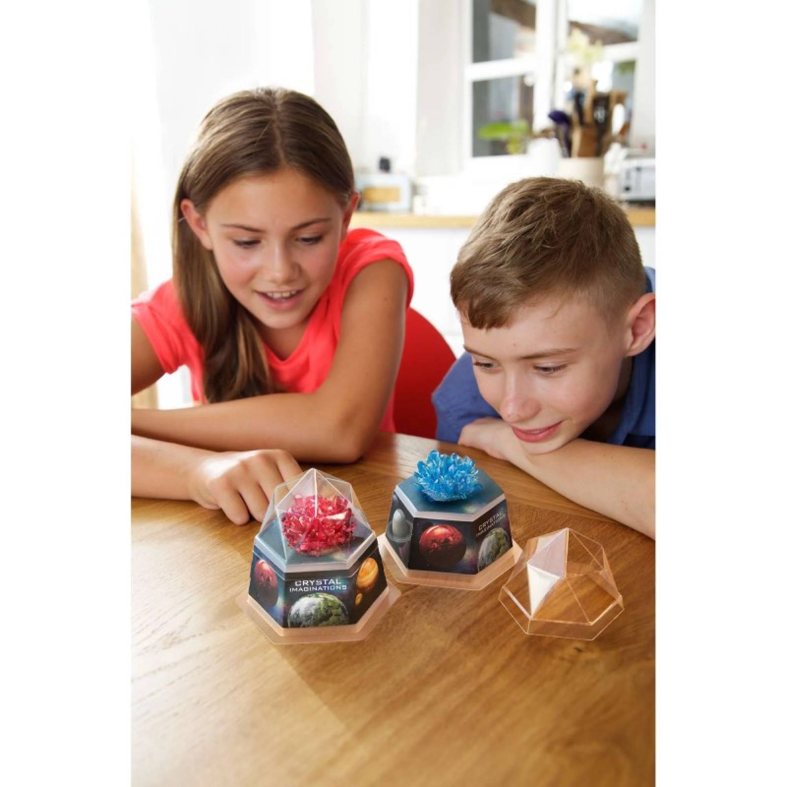 Crystal Growing Kit In Red - Science Kit 10+ thumbnails