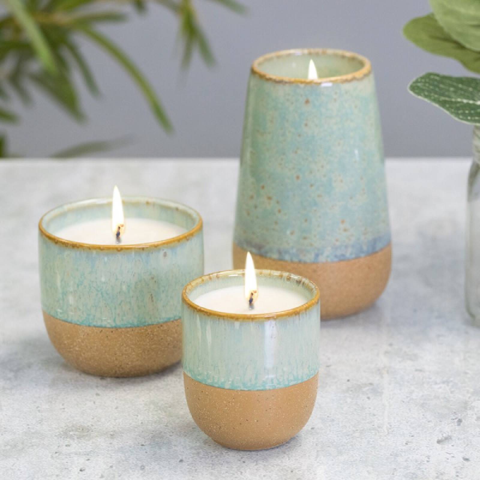 Glazed Ceramic Pot With Soy Candle - Matcha Tea & Bergamot 99g thumbnails