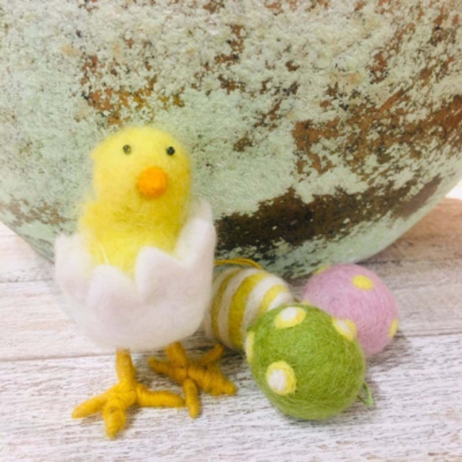 Hatching Chick - Handmade Felt Standing Decoration thumbnails