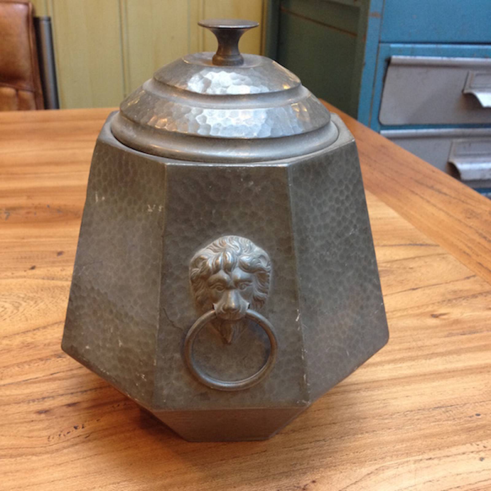 Hexagon Pewter Caddy with Lion Handles Argent 1045