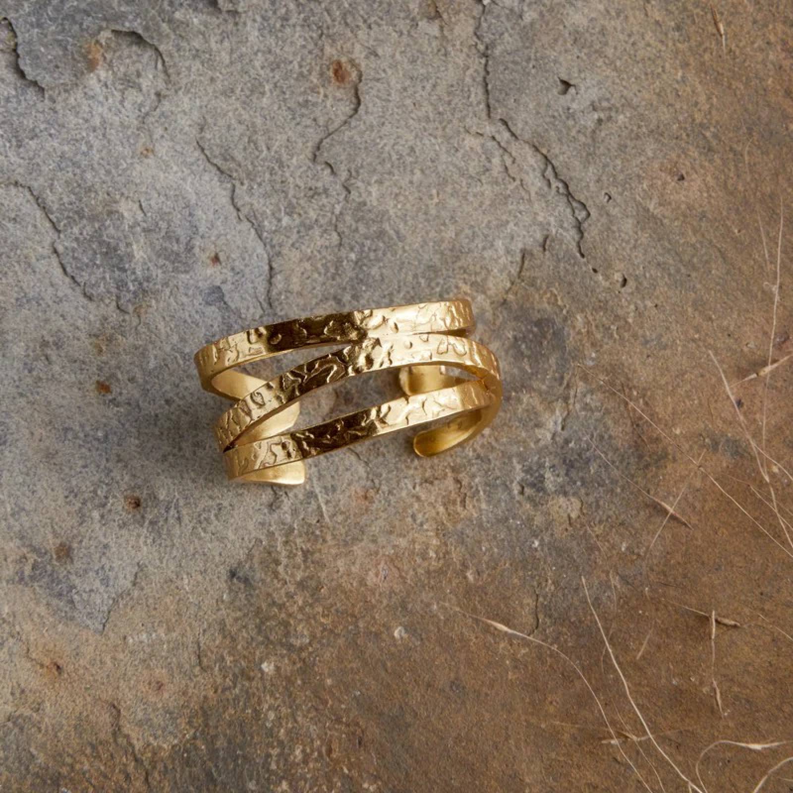Katai Ring In Gold