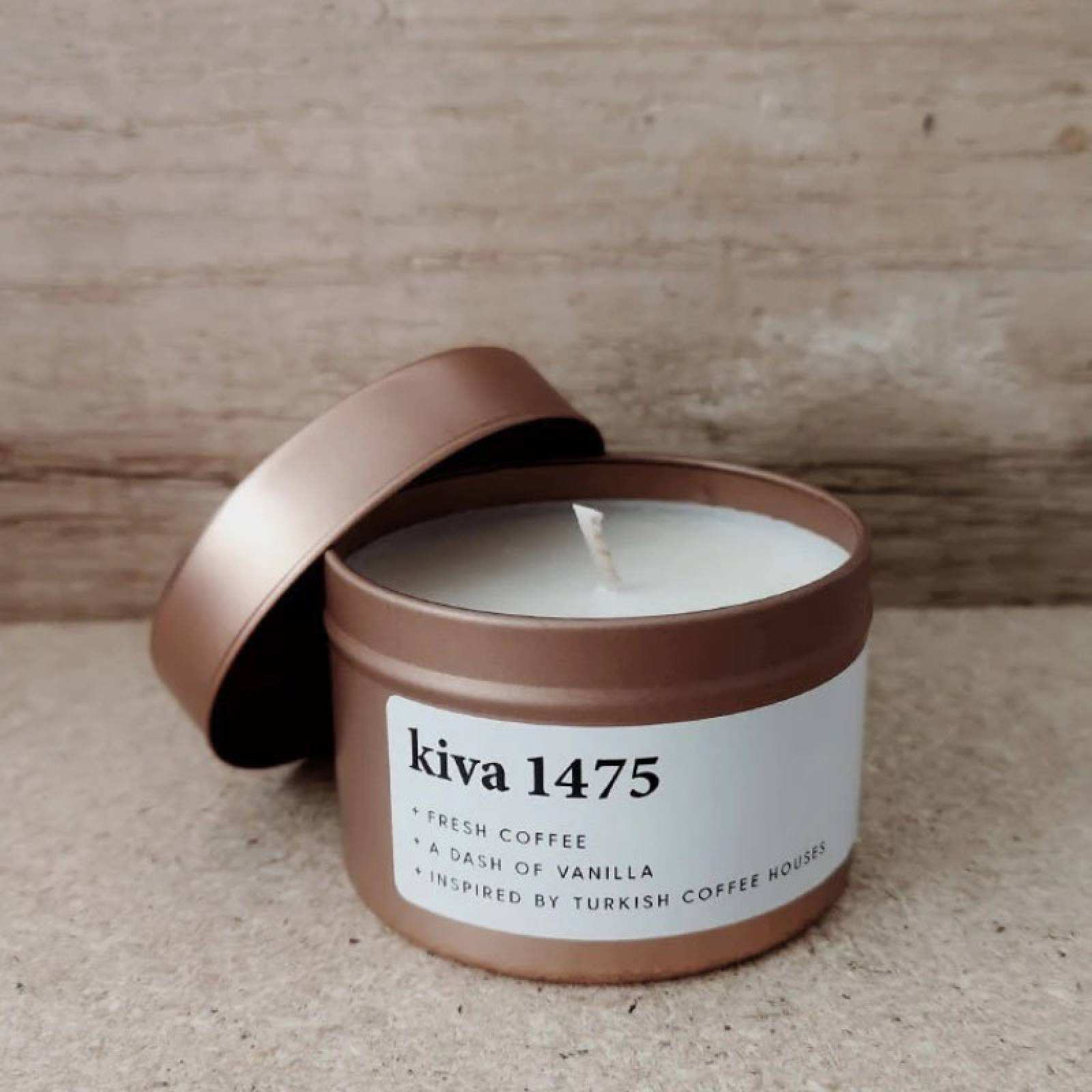 Kiva 1475 - Candle In Metal Tin 200g