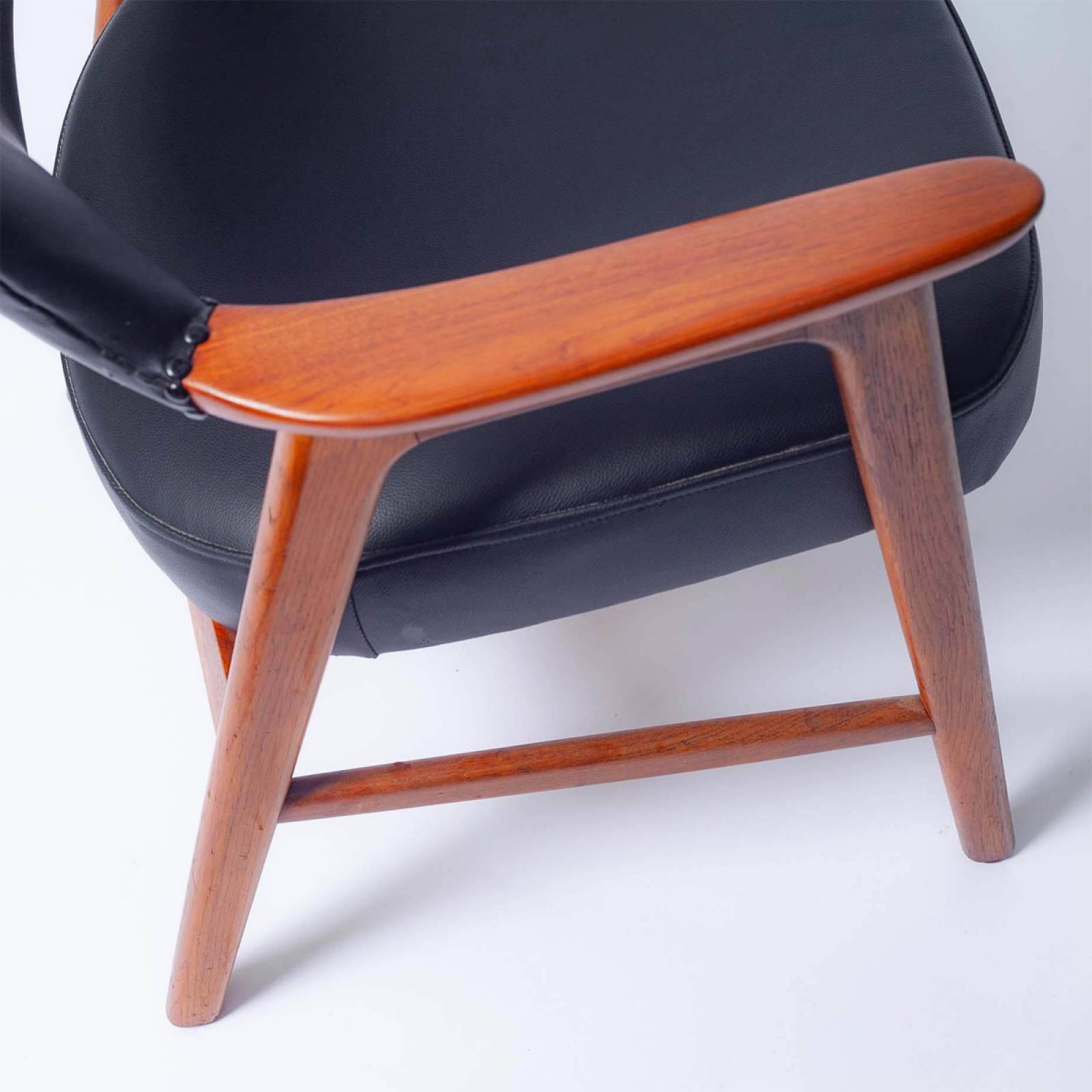 Mid Century Danish Oak Desk Chair By Erik Kirkegaard thumbnails