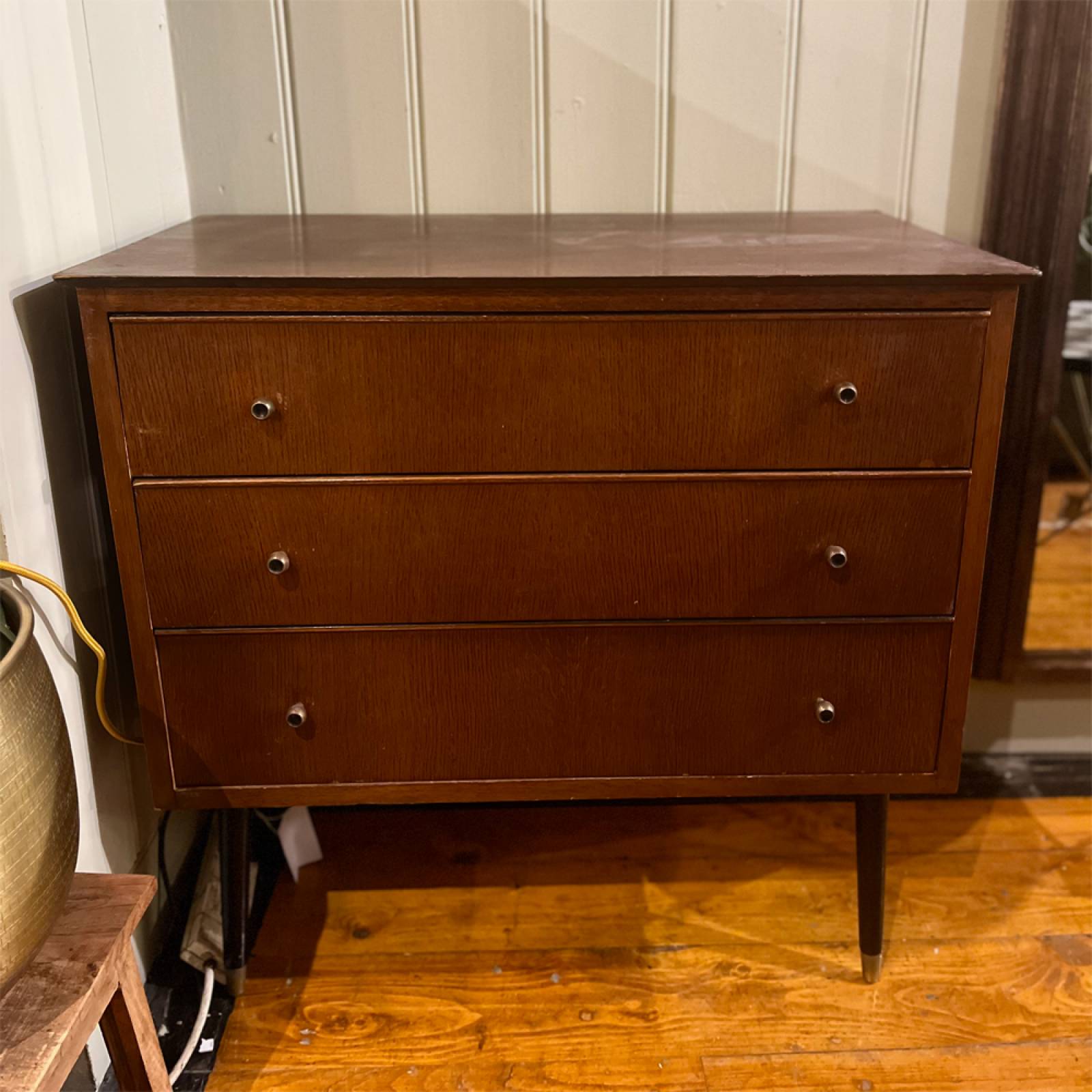 Mid-Century Small Oak Chest Of Drawers thumbnails