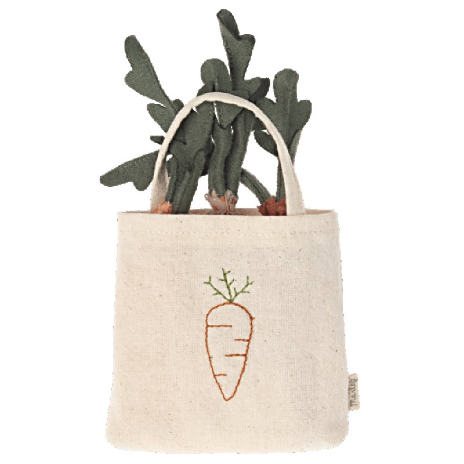 Mini Carrots In Shopping Bag By Maileg 3+ thumbnails