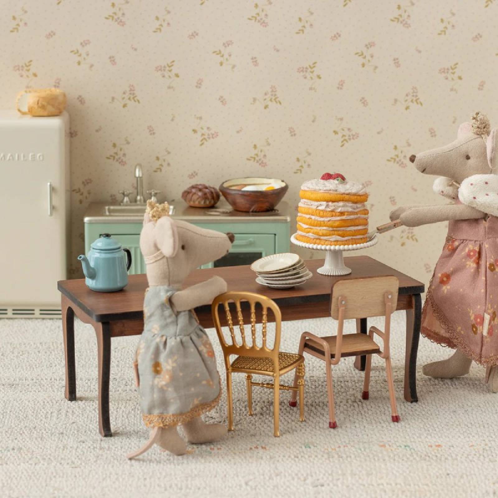 Miniature Toy Long Dining Table By Maileg 3+ thumbnails
