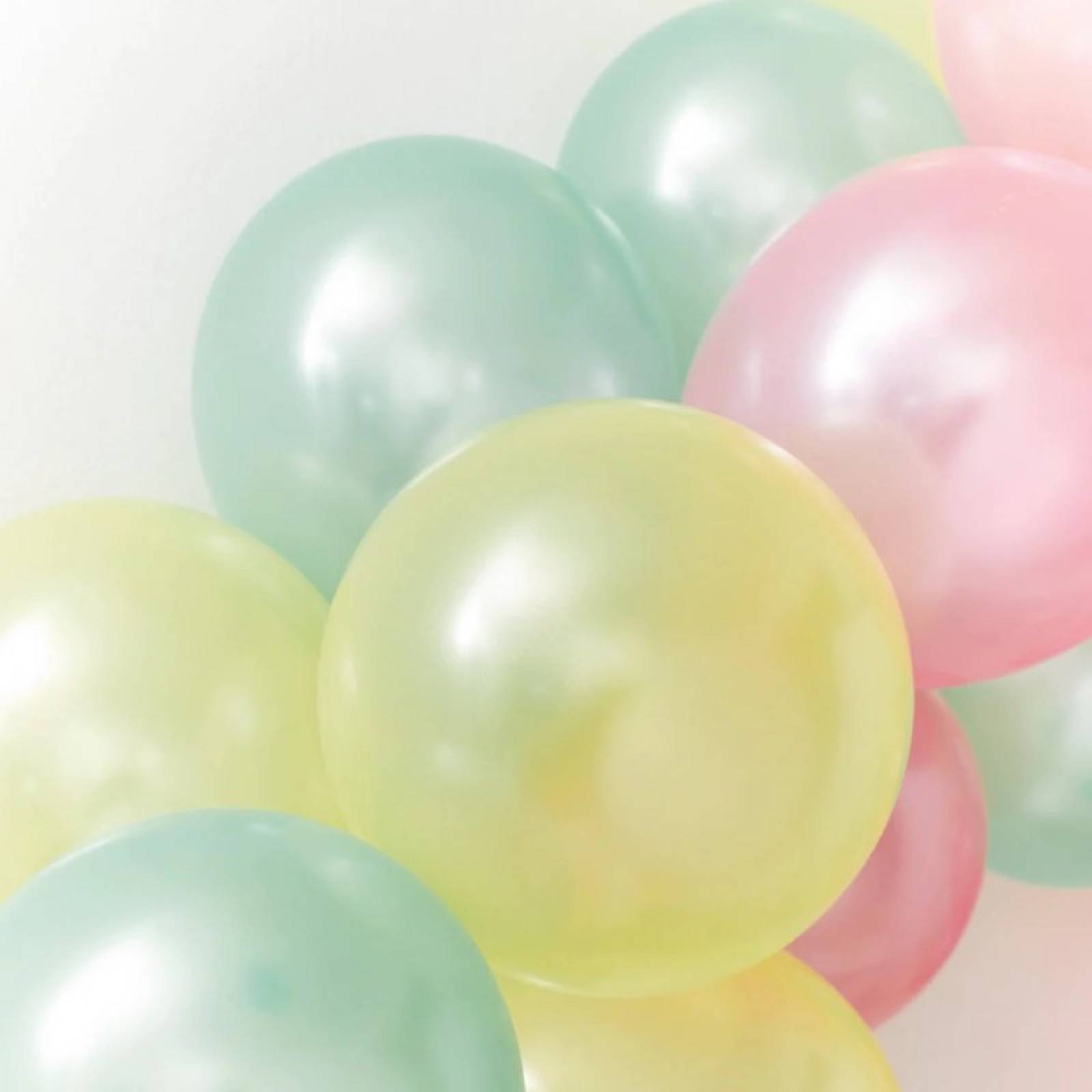 Pack Of 16 Pastel Party Balloons thumbnails