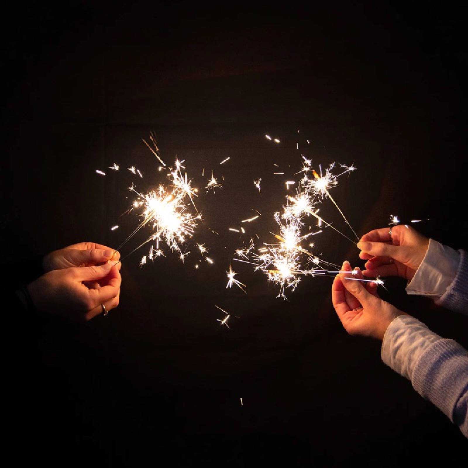 Pack Of 20 Mini Sparklers thumbnails