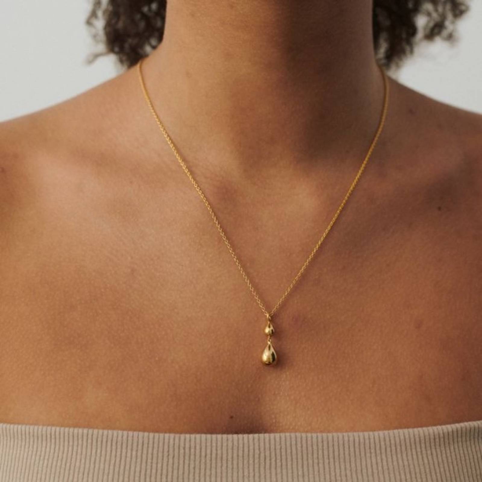 Rain Drop Necklace In Gold By Pernille Corydon thumbnails