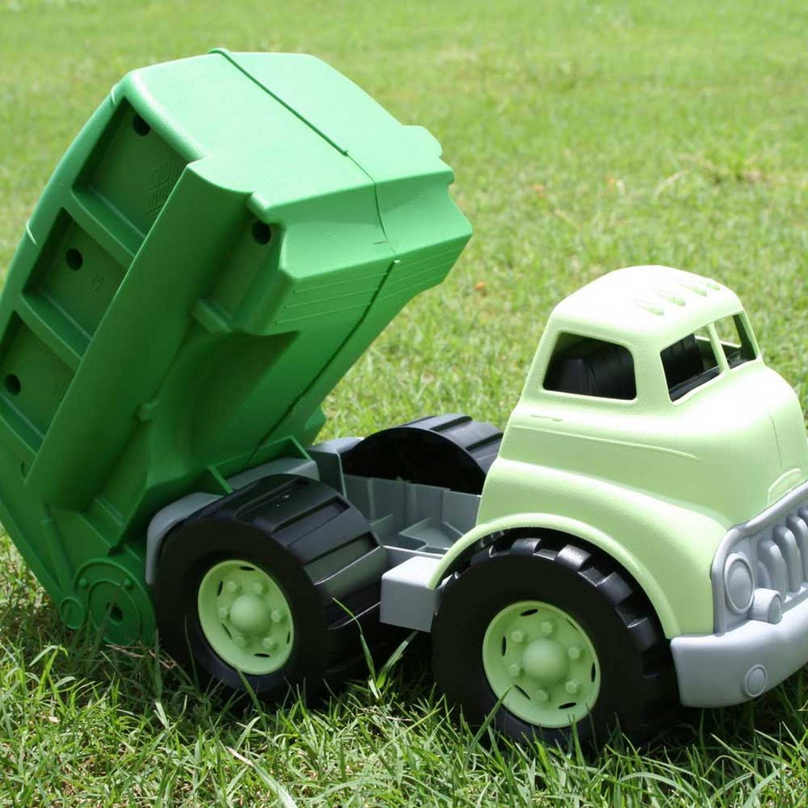 Recycling Dustbin Truck - Green Toys Recycled Plastic 1+