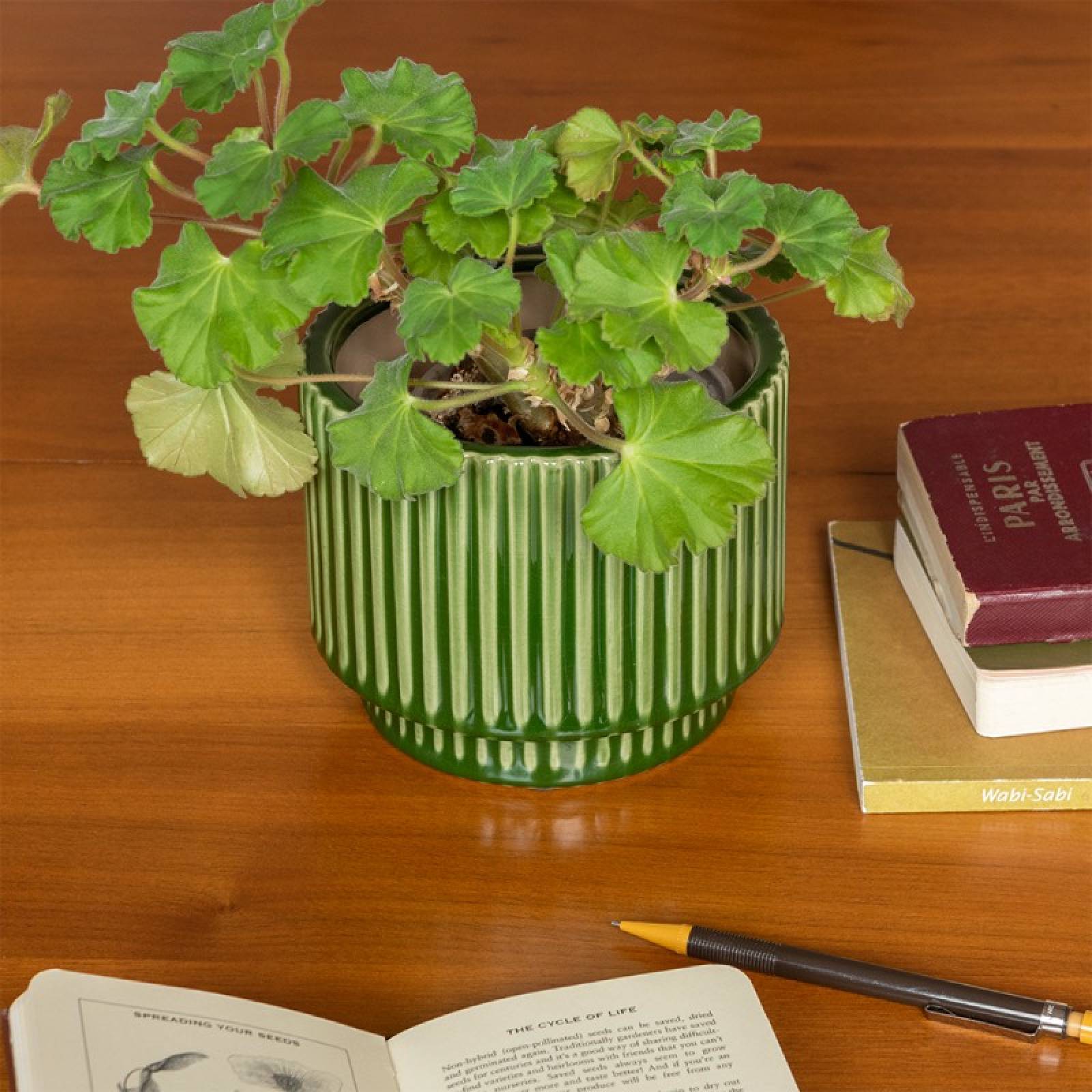 Ribbed Flower Pot In Light Green thumbnails