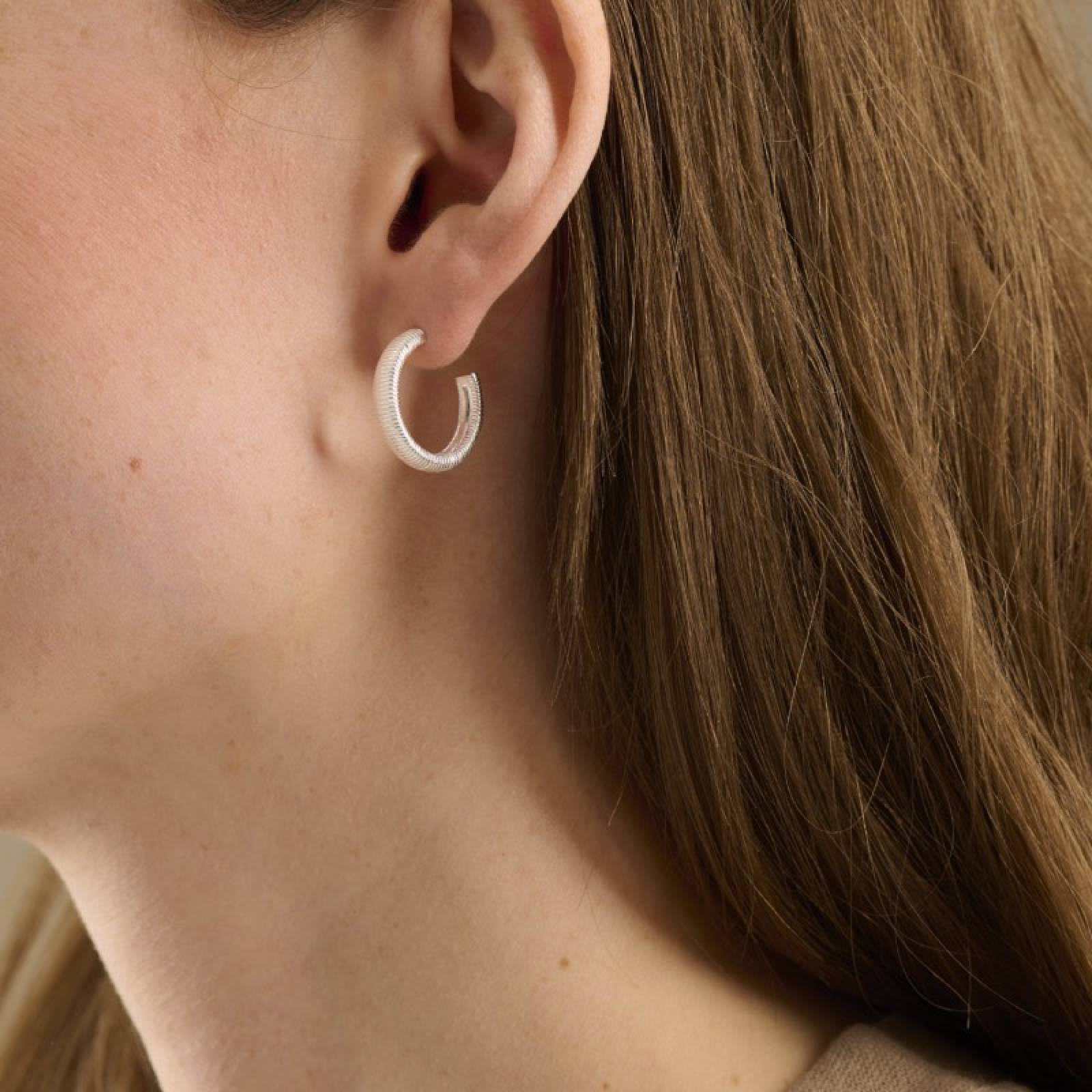 Sea Breeze Hoop Earrings In Silver By Pernille Corydon thumbnails