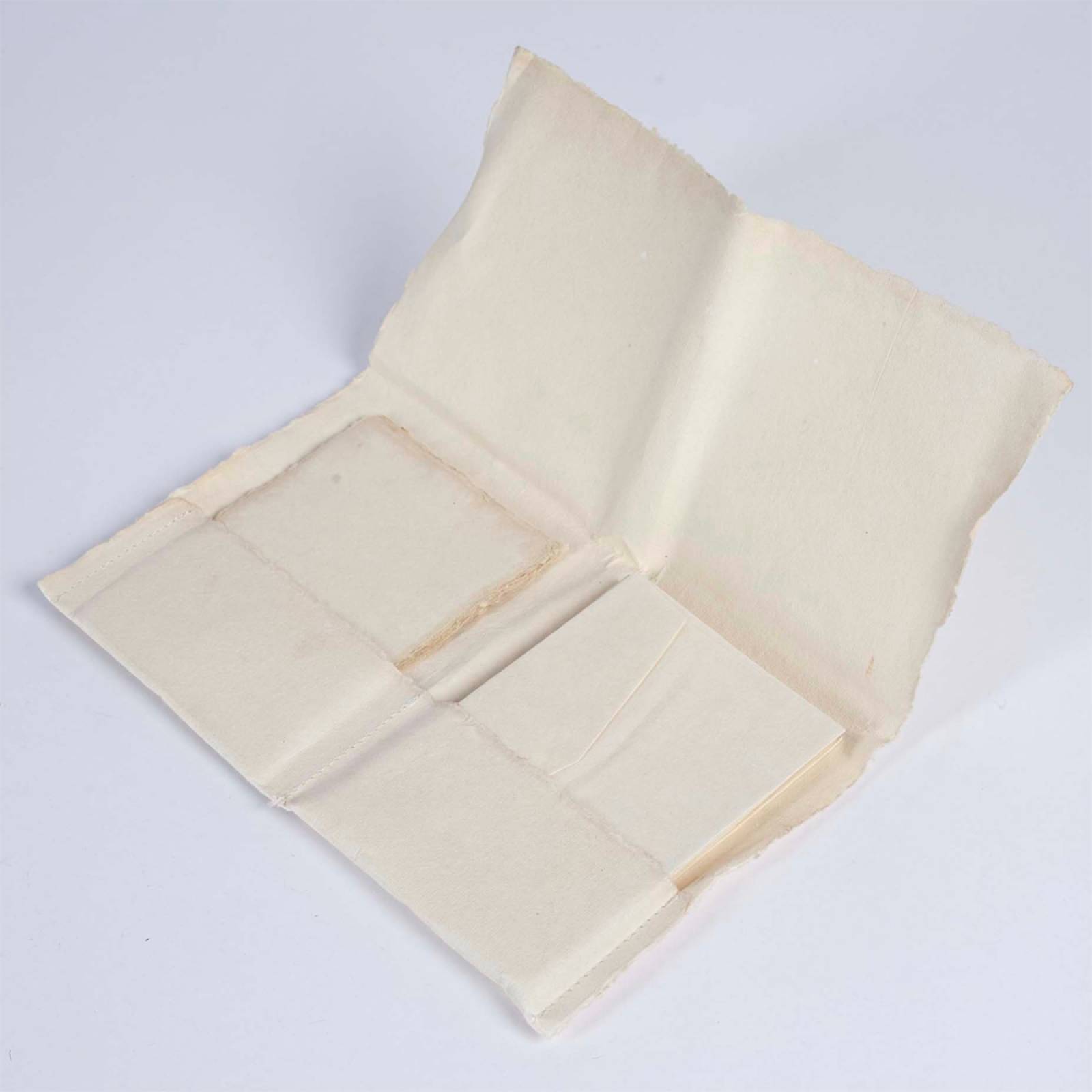 Set Of 12 Notecards & Envelopes With Wax Seal In White thumbnails