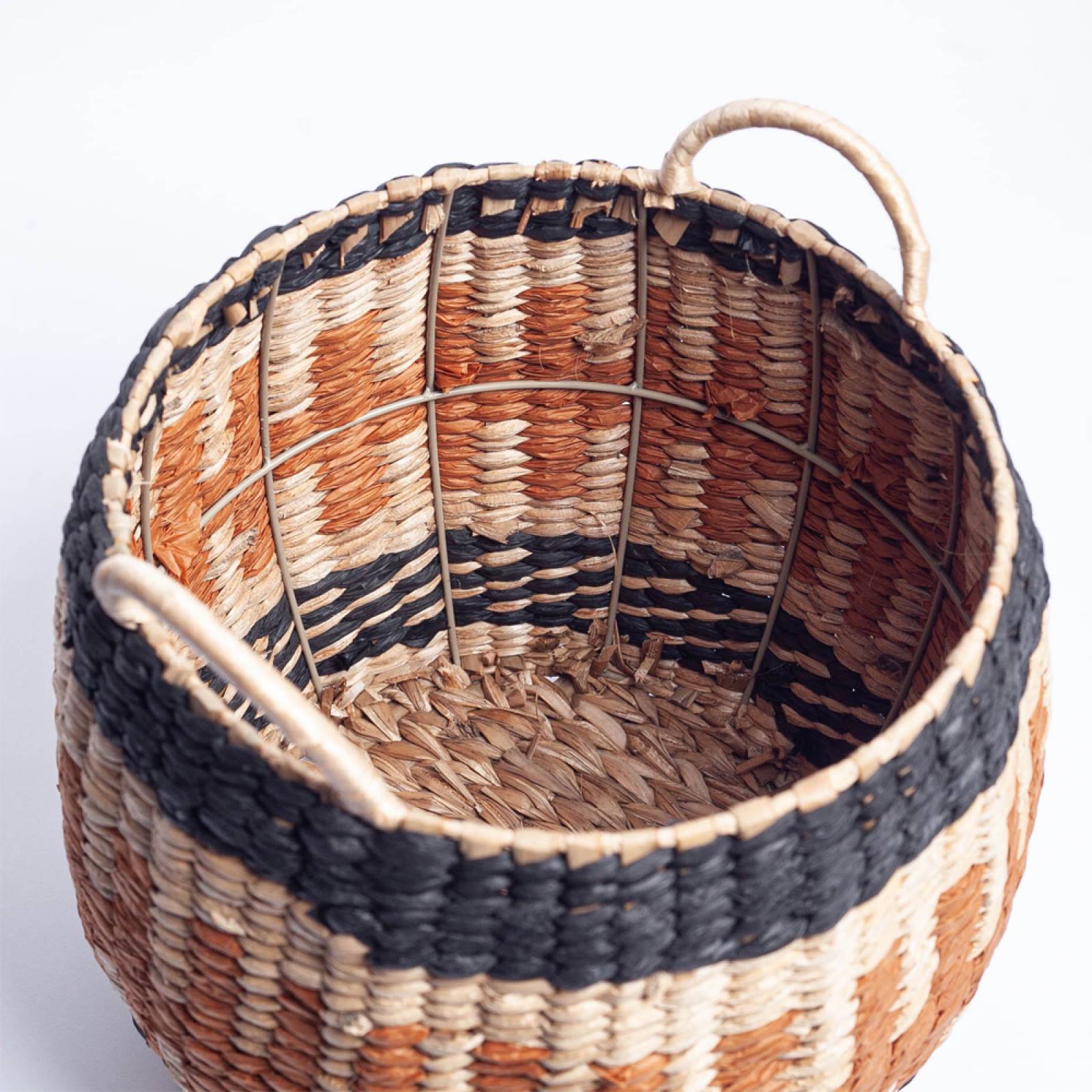 Set Of 2 Baskets With Orange & Black Patterns & Handles thumbnails