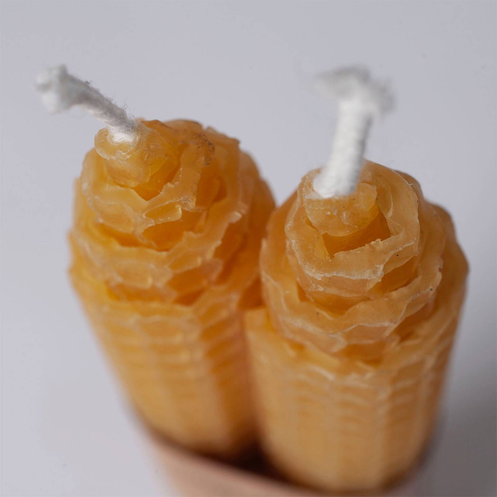 Set Of 2 Beeswax Dinner Candles