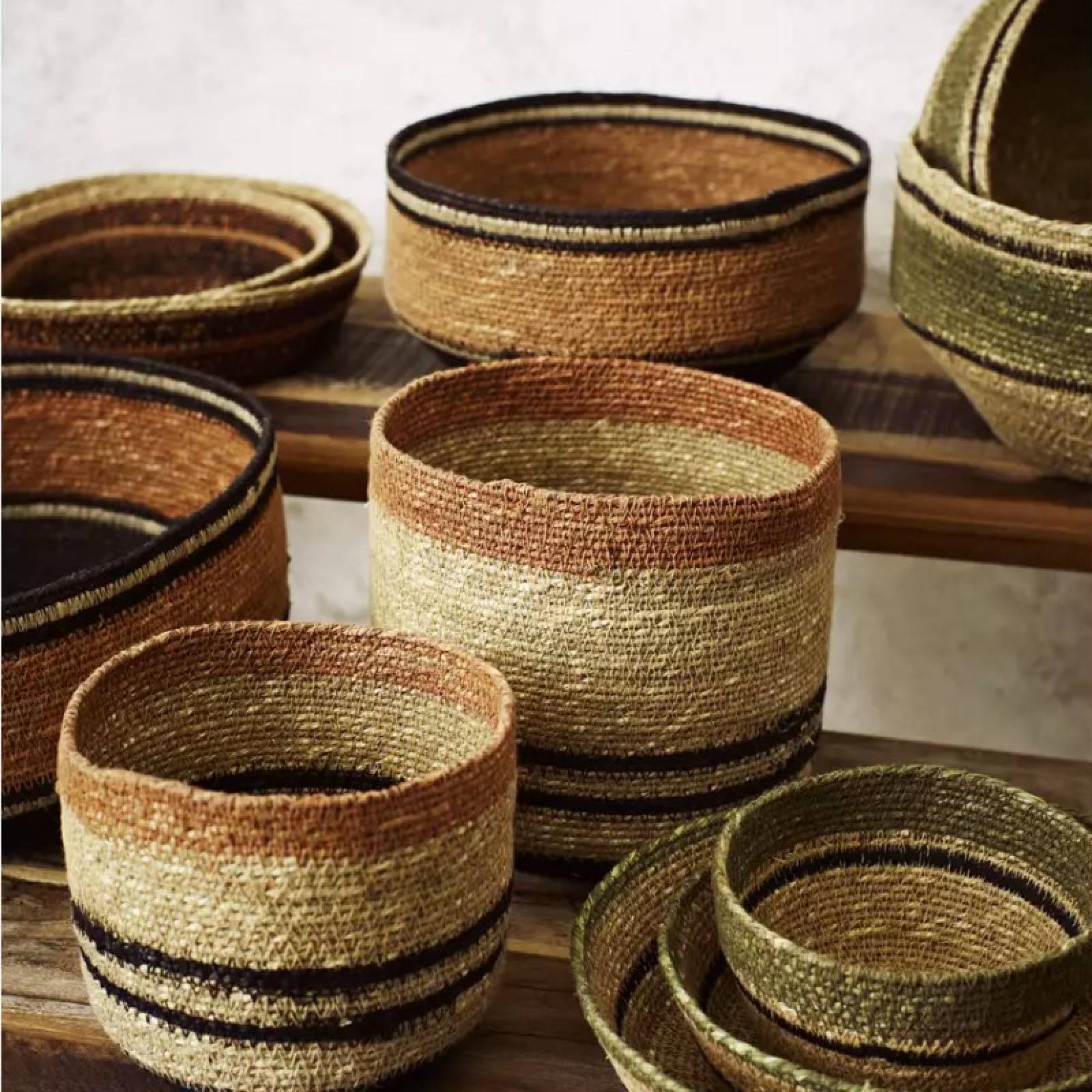 Set Of 2 Seagrass Baskets With Stitching In Sandstone thumbnails