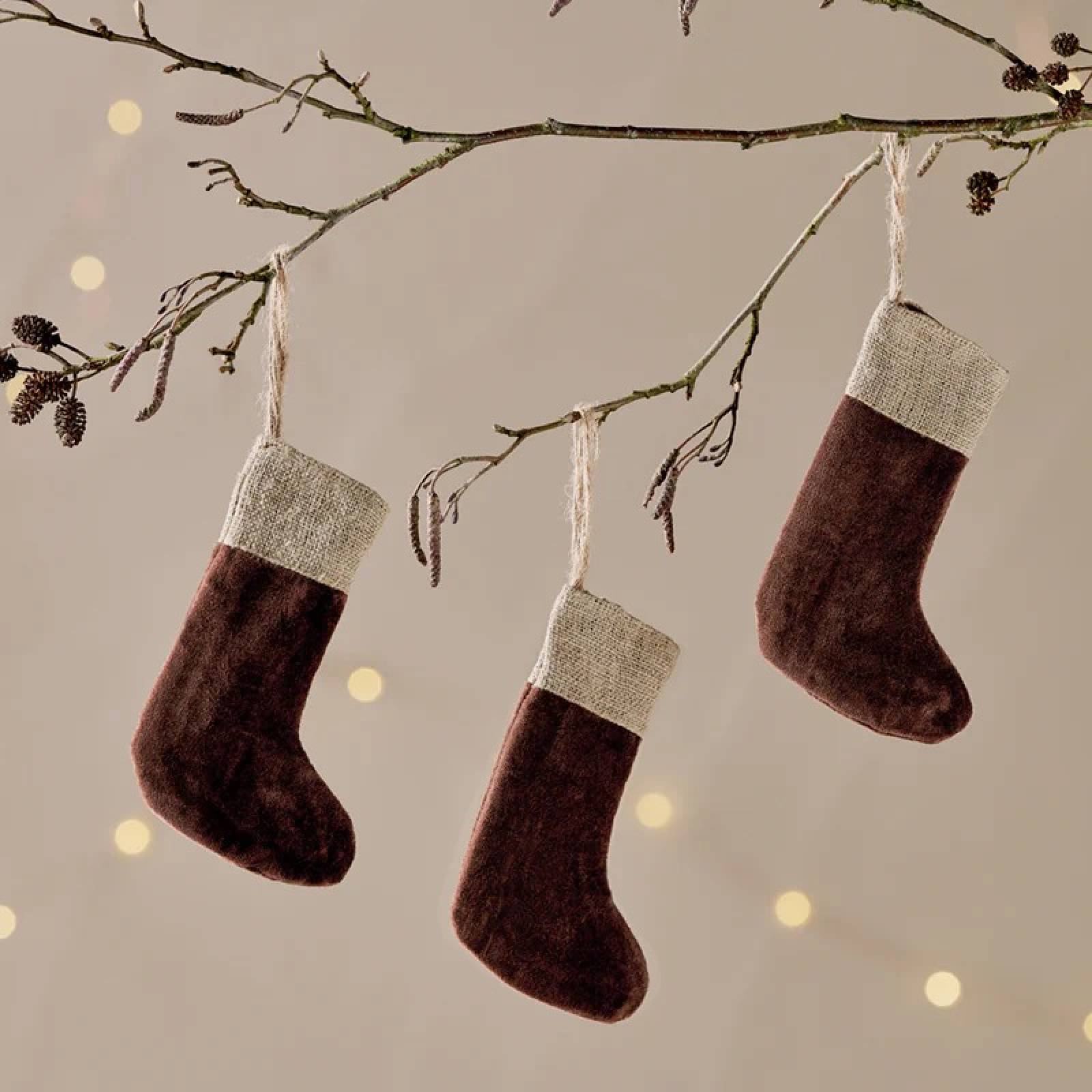 Set Of 3 Karru Mini Velvet Christmas Stockings In Rich Mocha