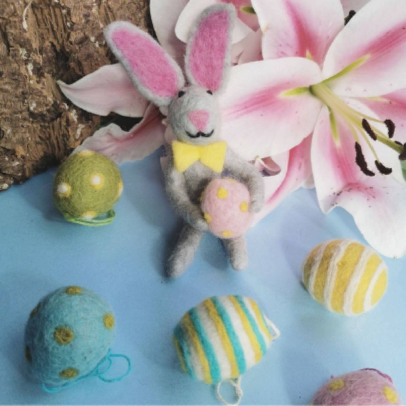 Set Of 5 Easter Eggs - Handmade Felt Hanging Decoration thumbnails