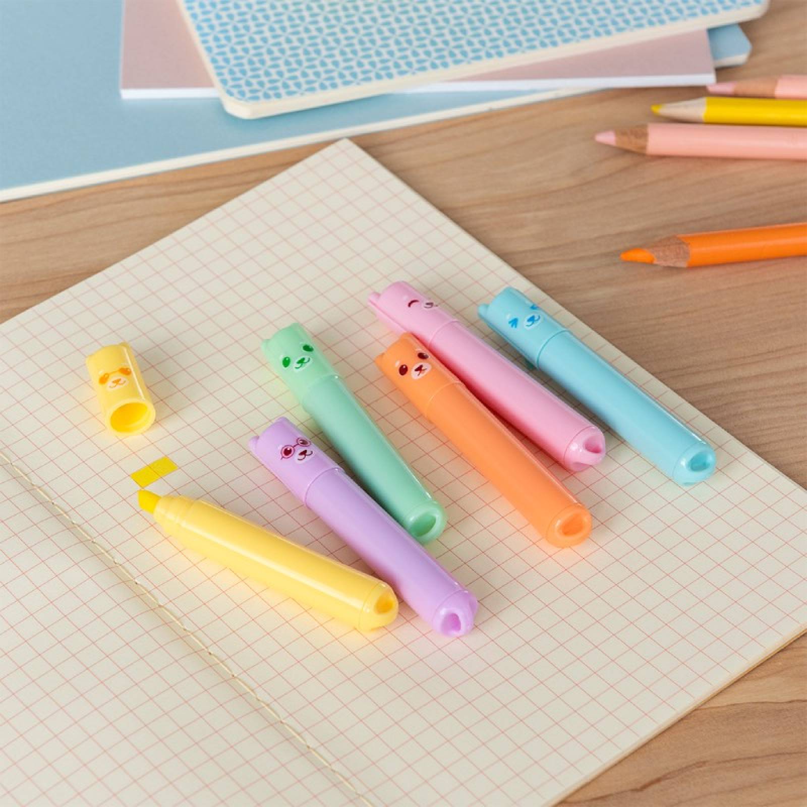 Set Of 6 Mini Bear Highlighter Pens 3+