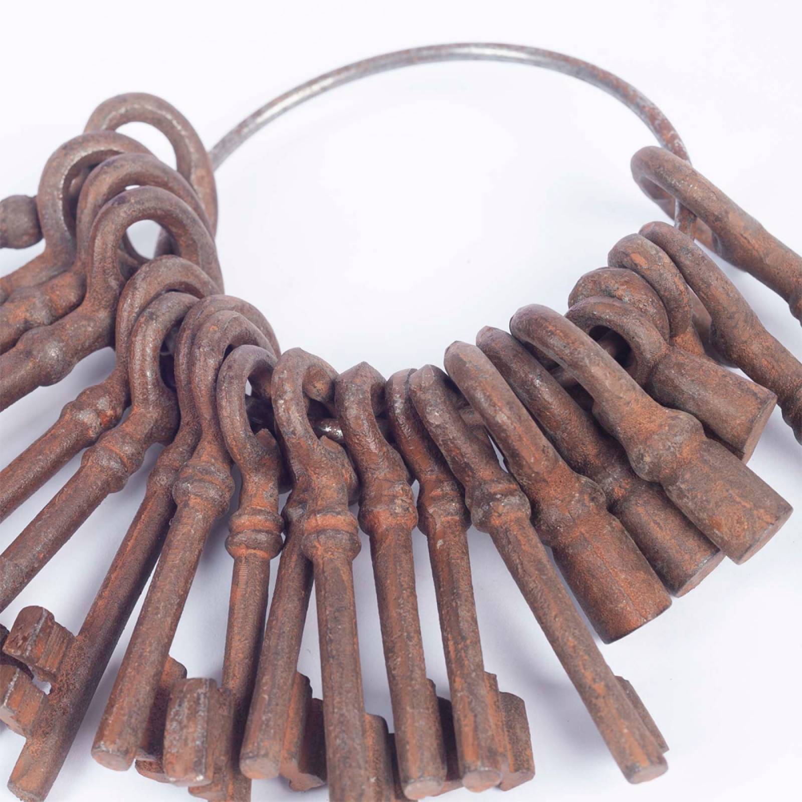 Set Of Rusty Keys Decoration thumbnails