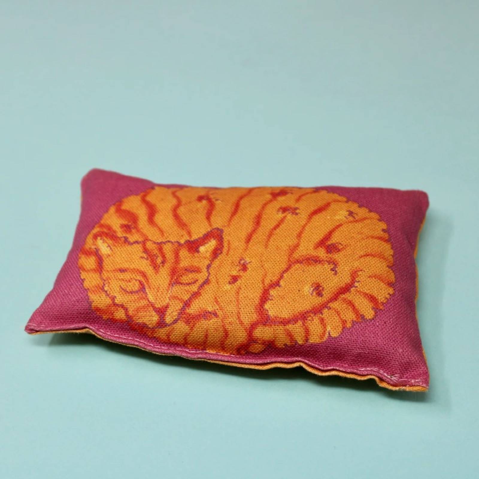 Sleeping Cat Lavender Bag In Orange